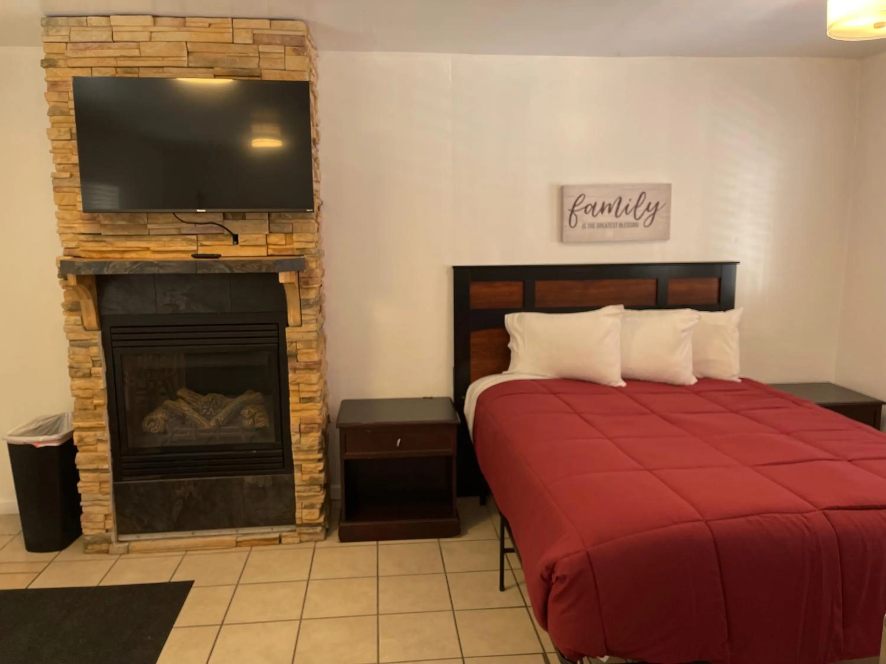 Bed in Snow Bear Lodge