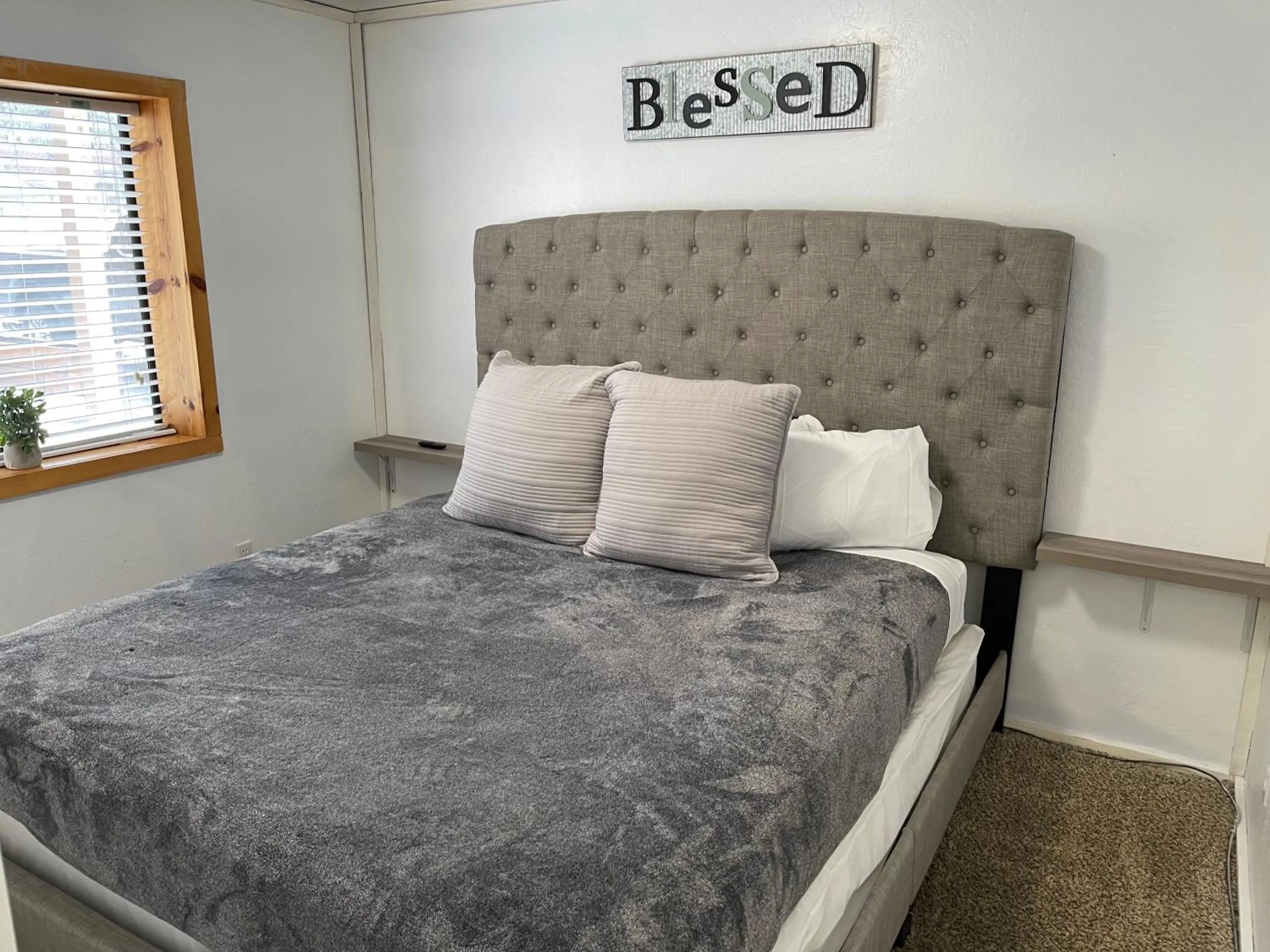 Bed in Snow Bear Lodge