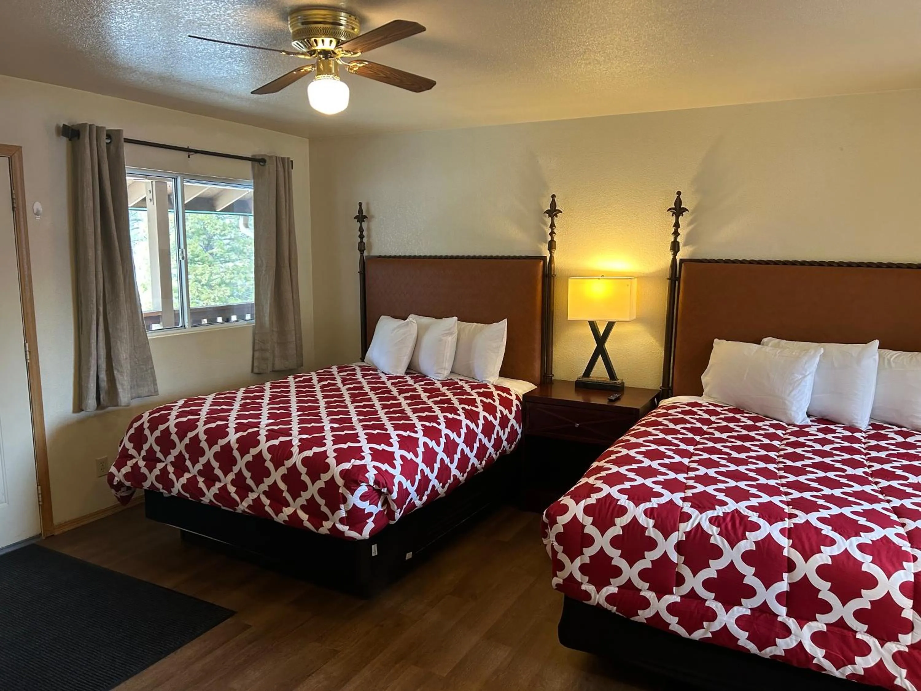 Bed in Snow Bear Lodge