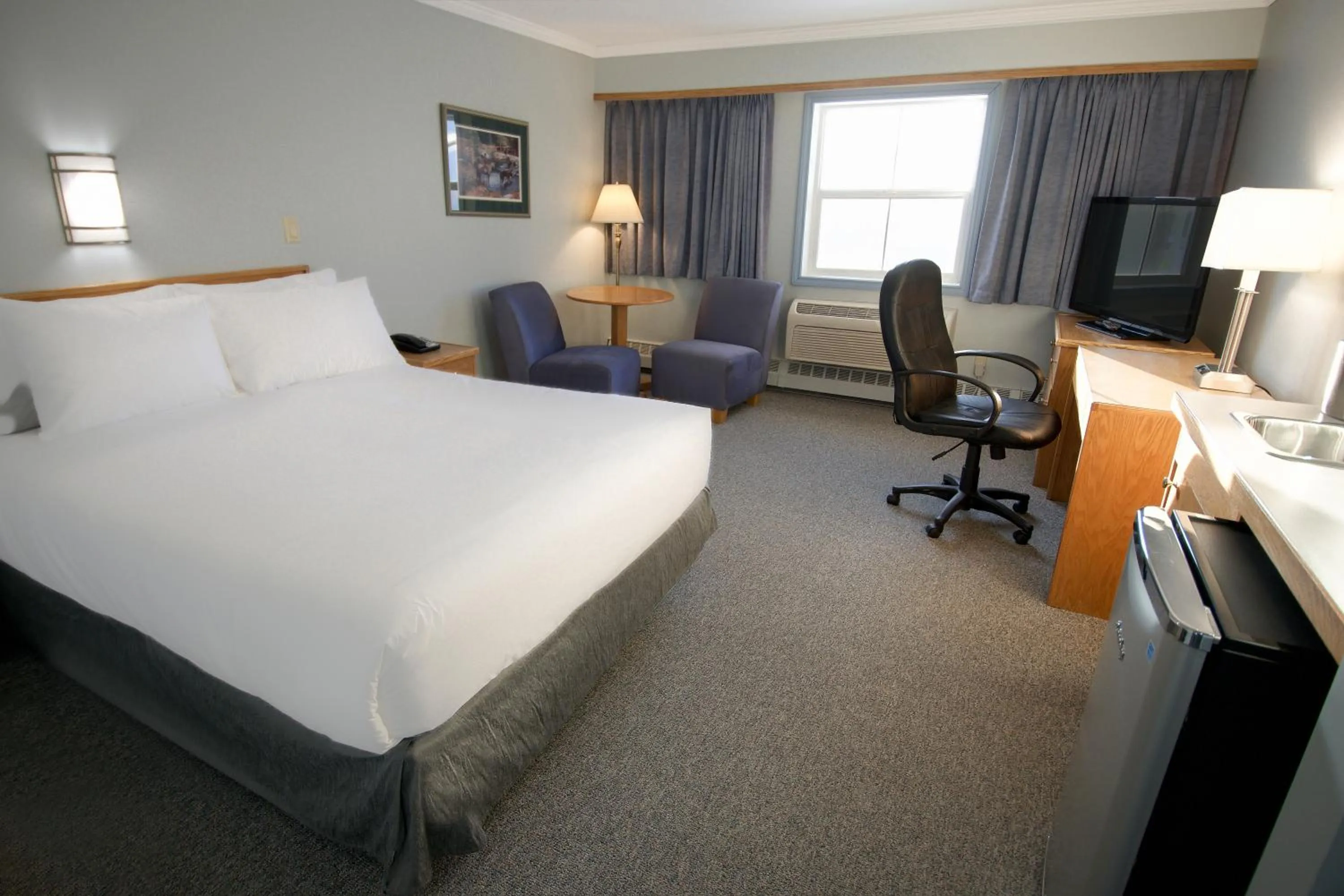 Bed in Eldorado, a Coast Hotel