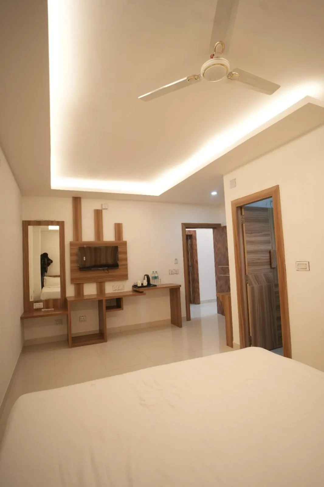 Bed in Hotel Shanti International