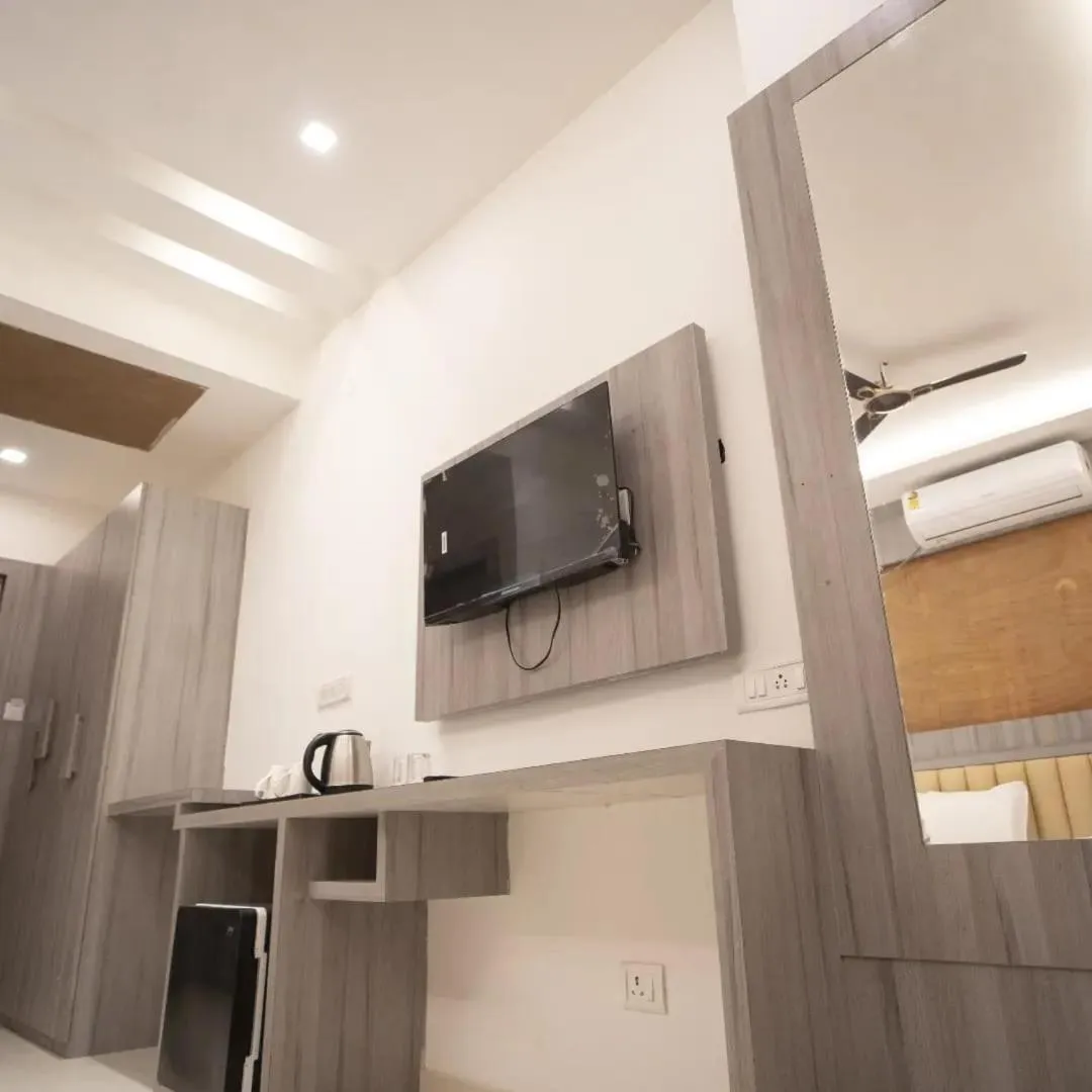 Hotel Shanti International