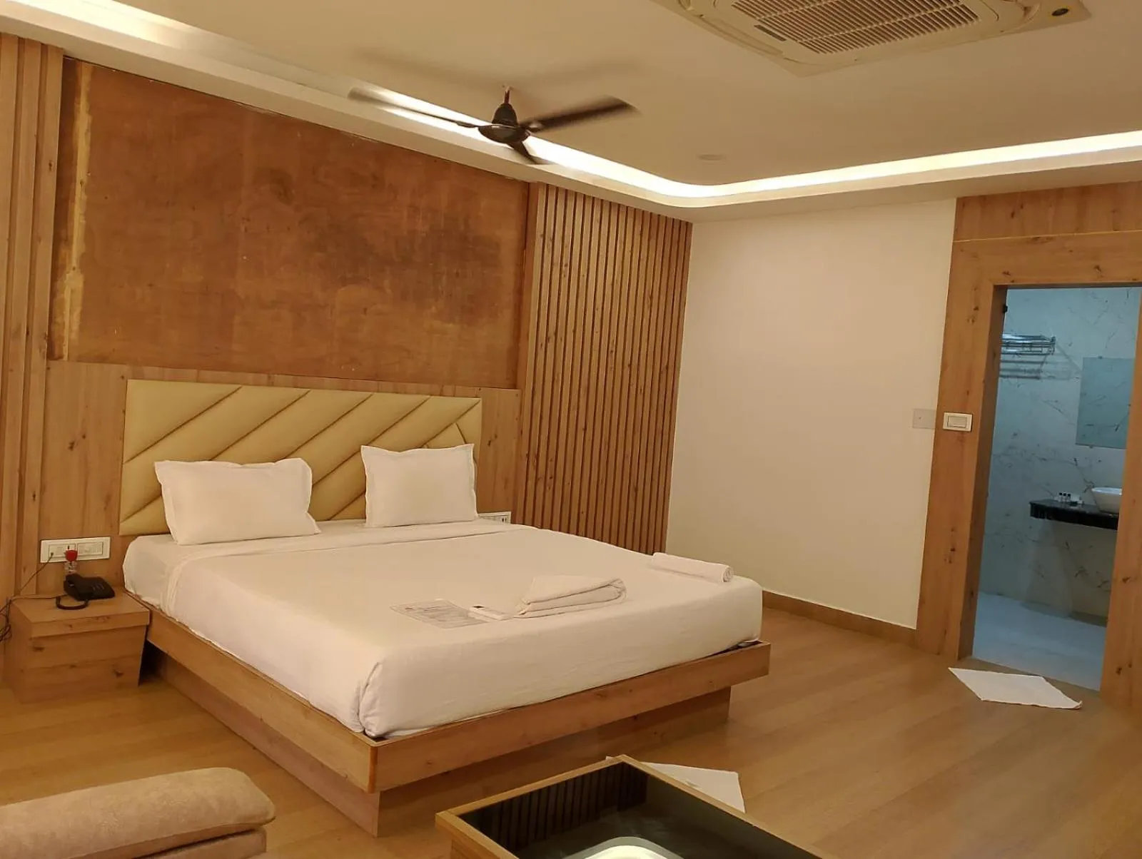 Bed in Hotel Shanti International