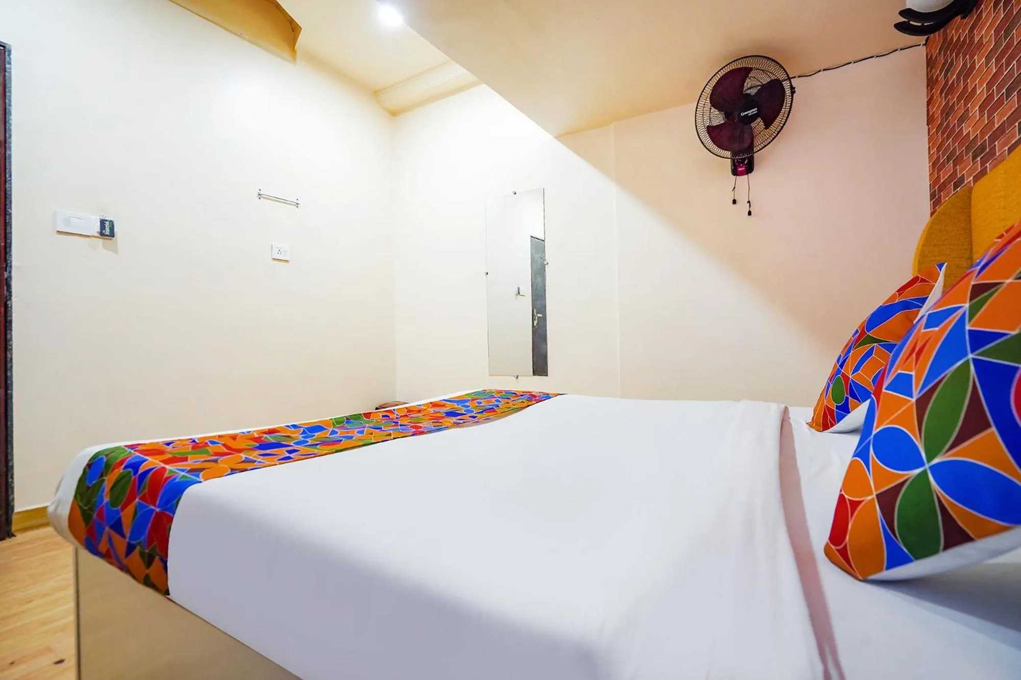 Bed in Via The Imperial Green