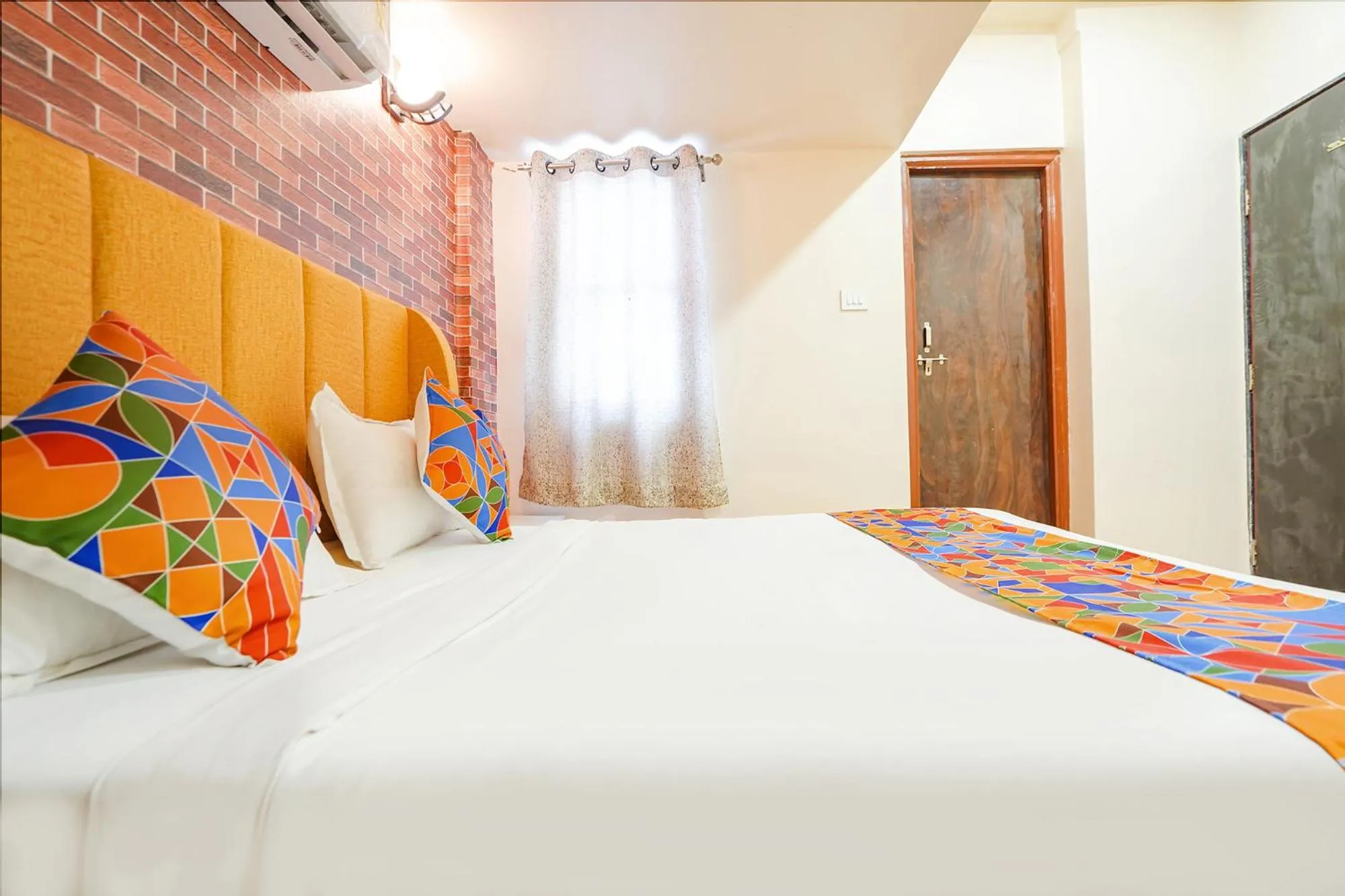 Bed in Via The Imperial Green