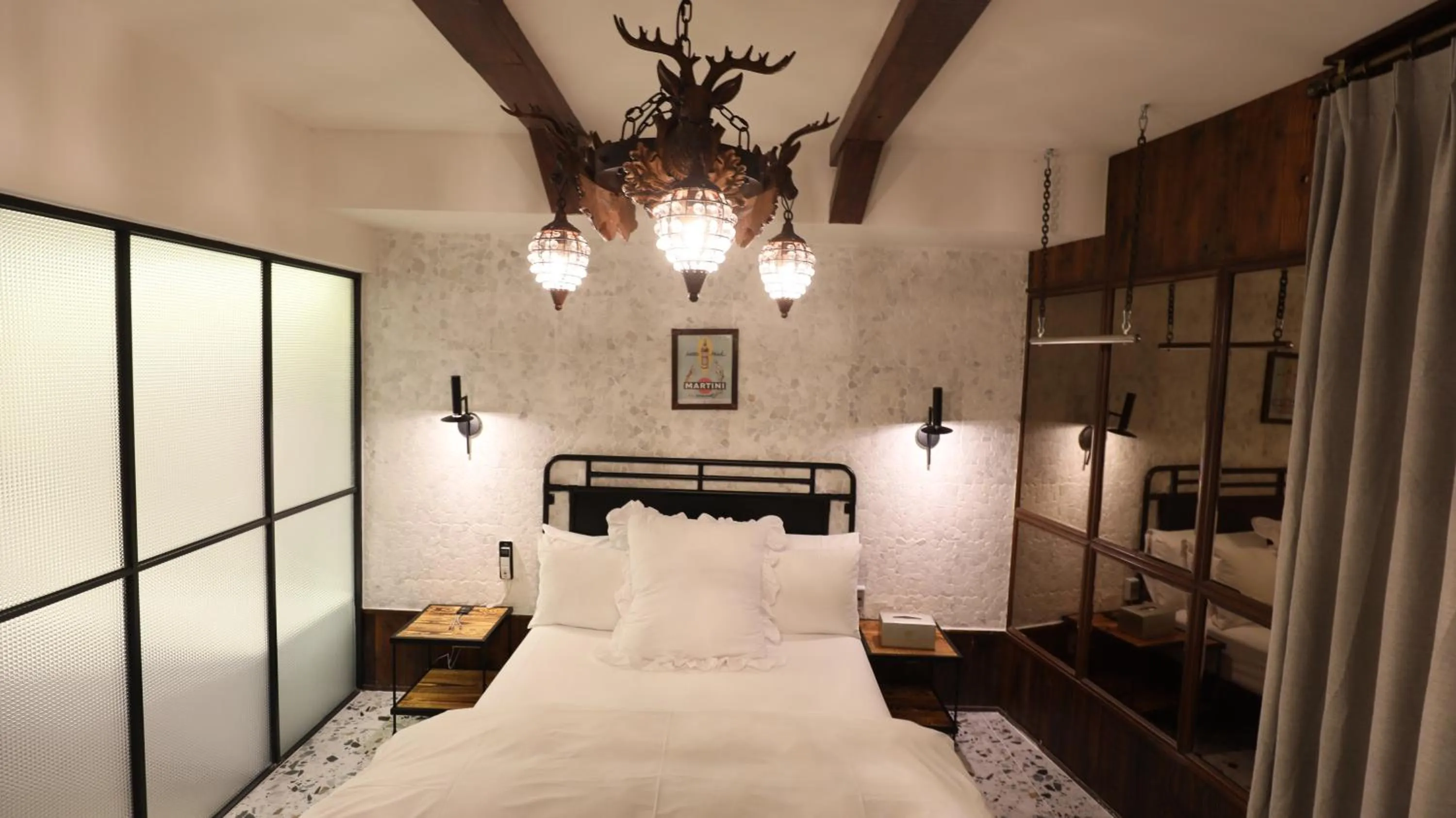 Bed in February Hotel SeongSeo