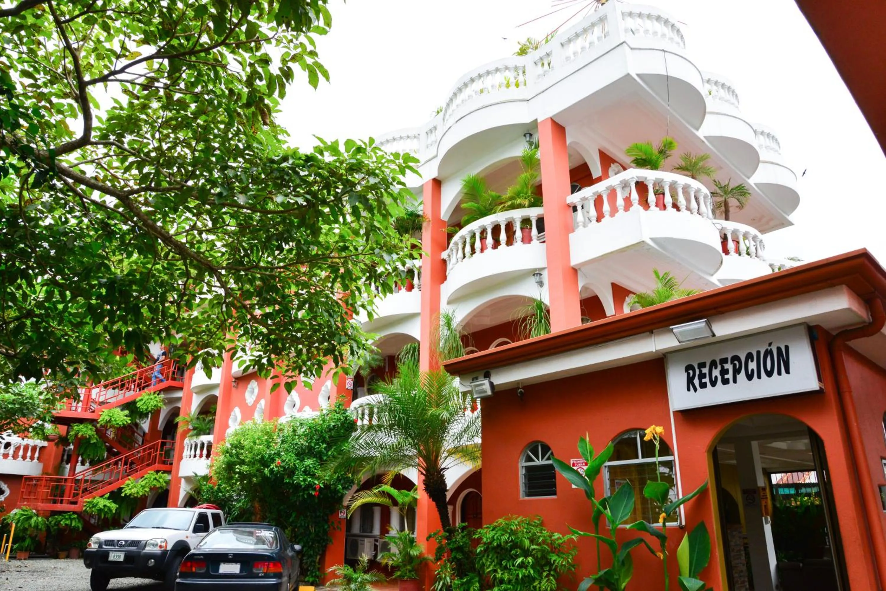 Facade/entrance in Hotel Le Priss
