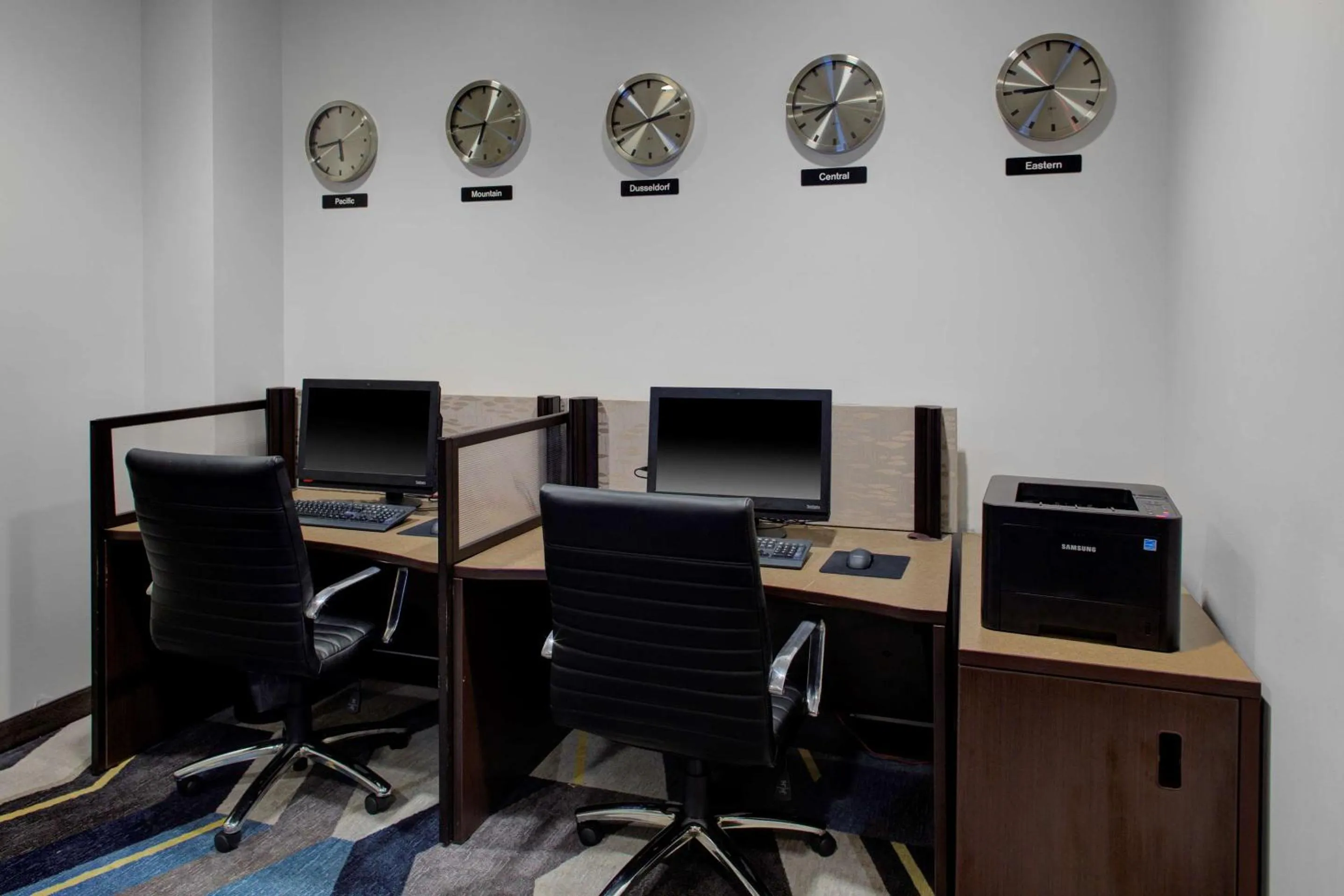 Lobby or reception in Hyatt House Raleigh Durham Airport
