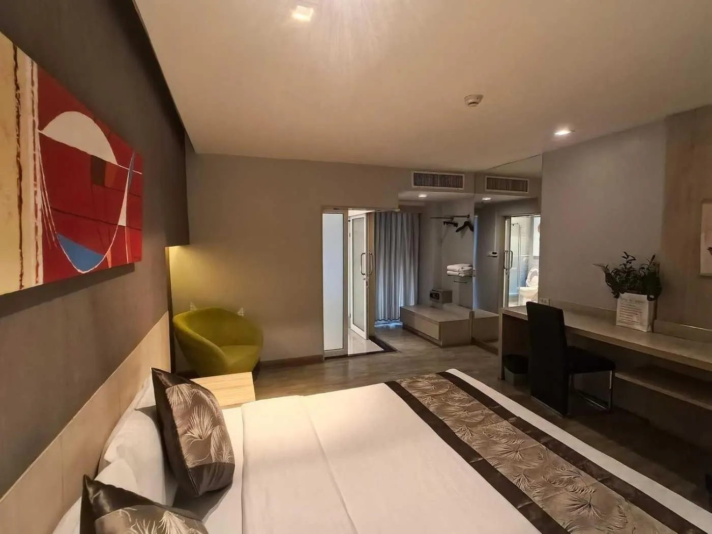 Bedroom, Bed in Palette Hi Hotel Bangkok