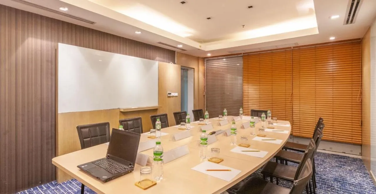 Meeting/conference room in Hi Hotel