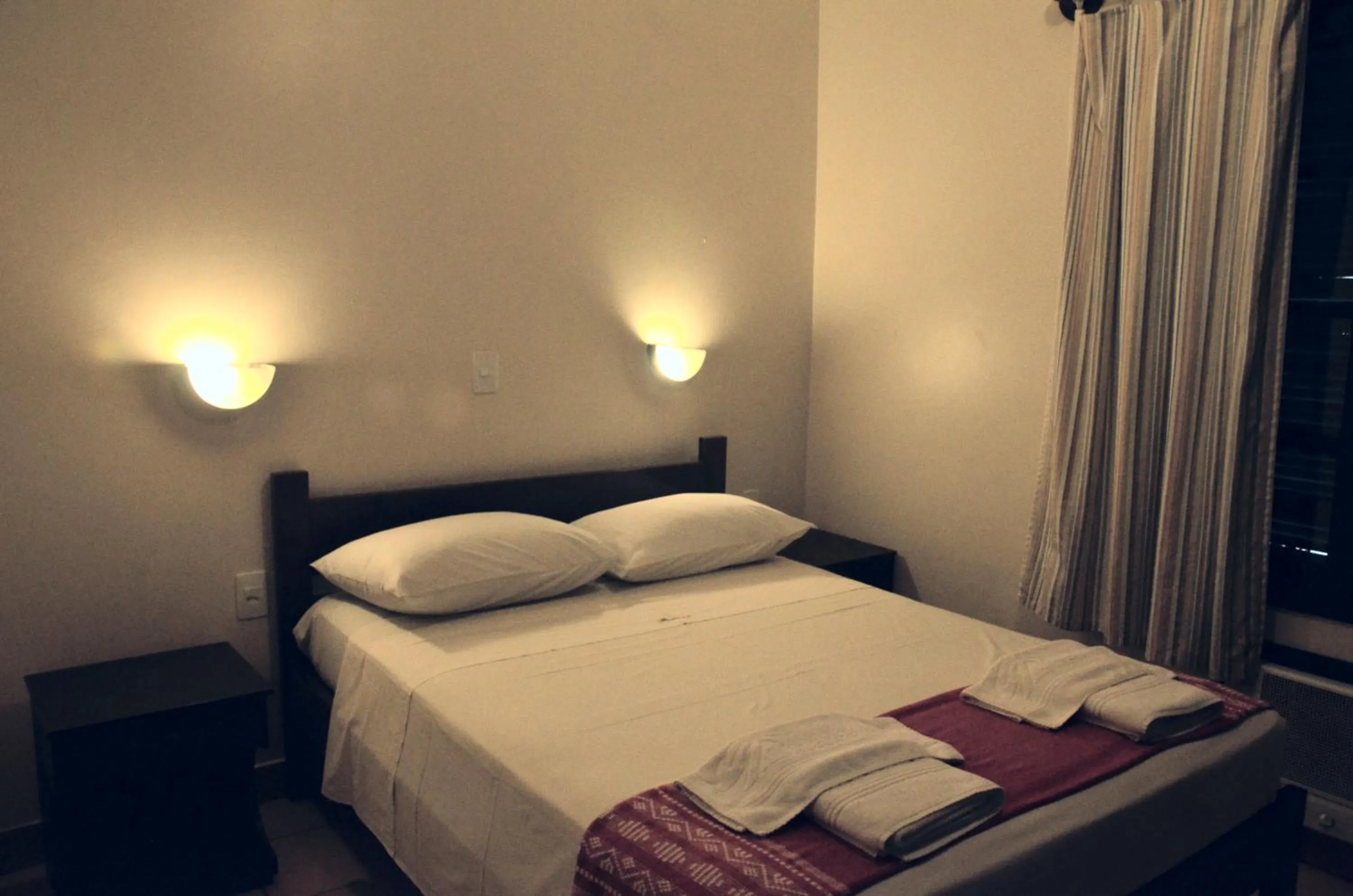 Bedroom, Bed in Residencial Vila do Sol, Apartamentos com pé na areia