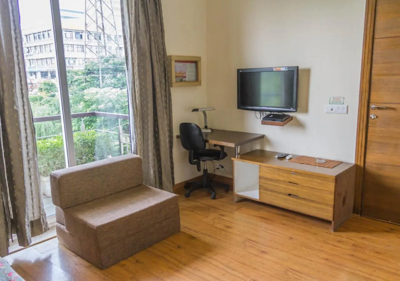 TV and multimedia in Perch Service Apartment- Sector 40