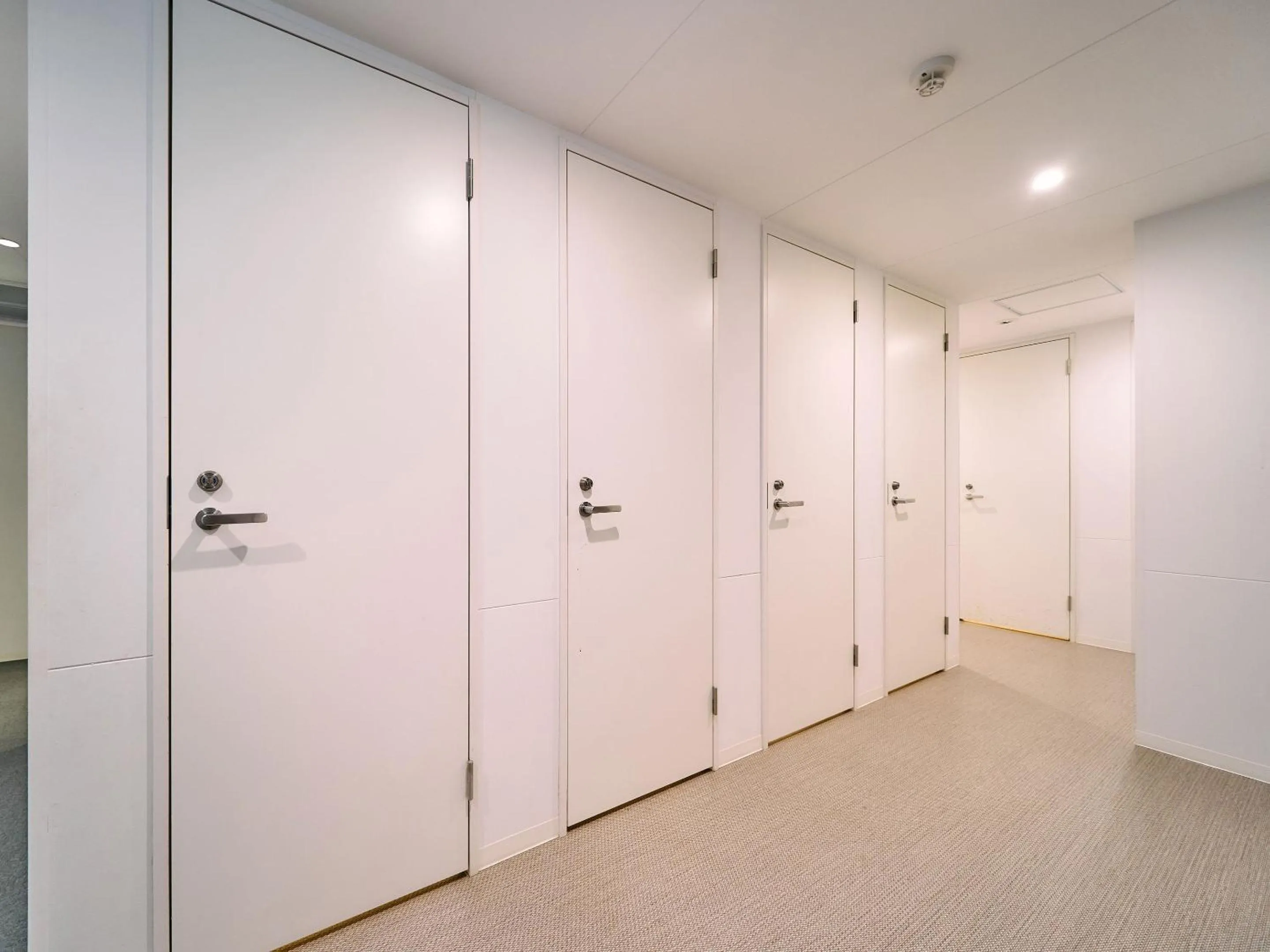 Shower in Hotel Plus Hostel TOKYO KAWASAKI