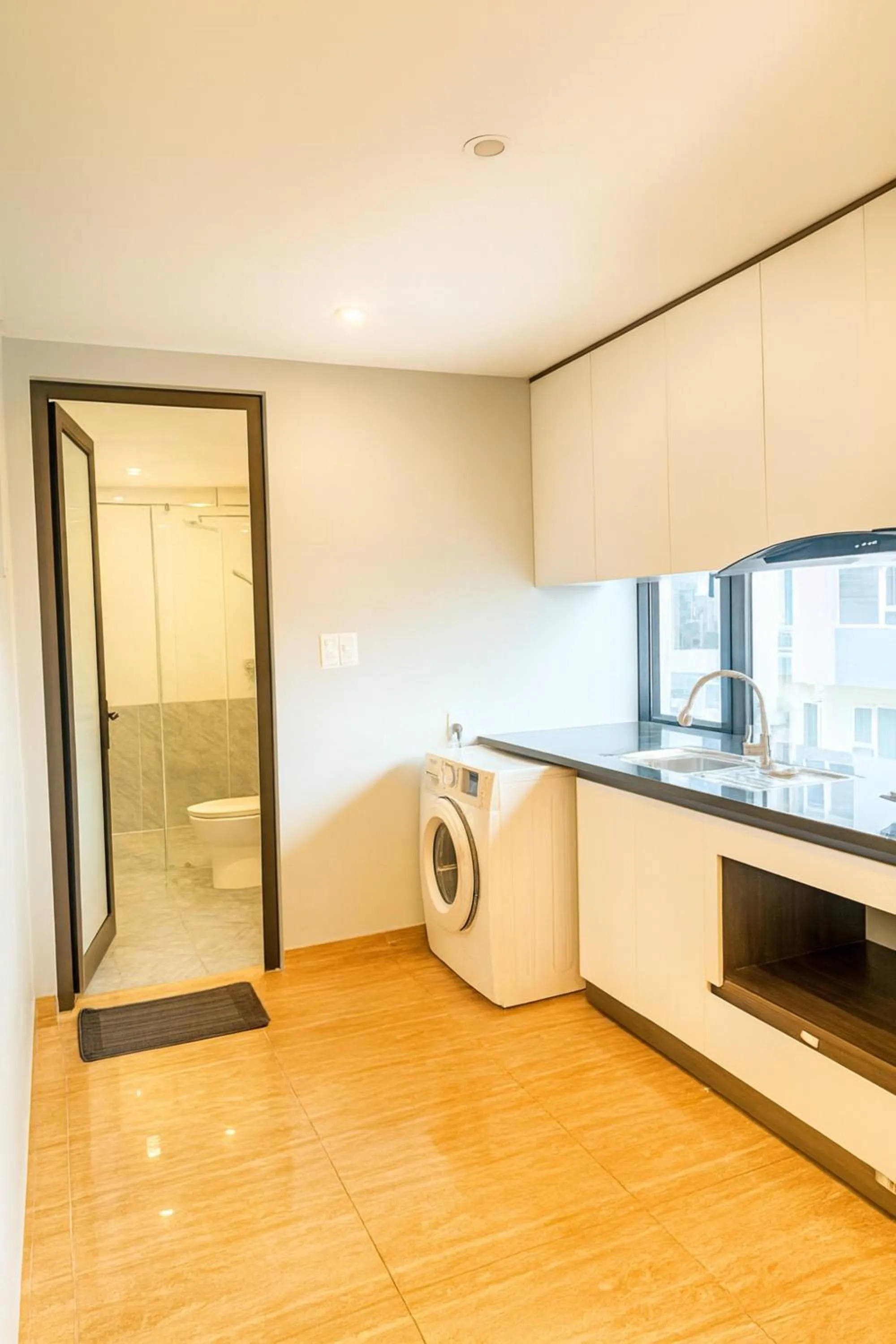 Bathroom in An Tín Hotel