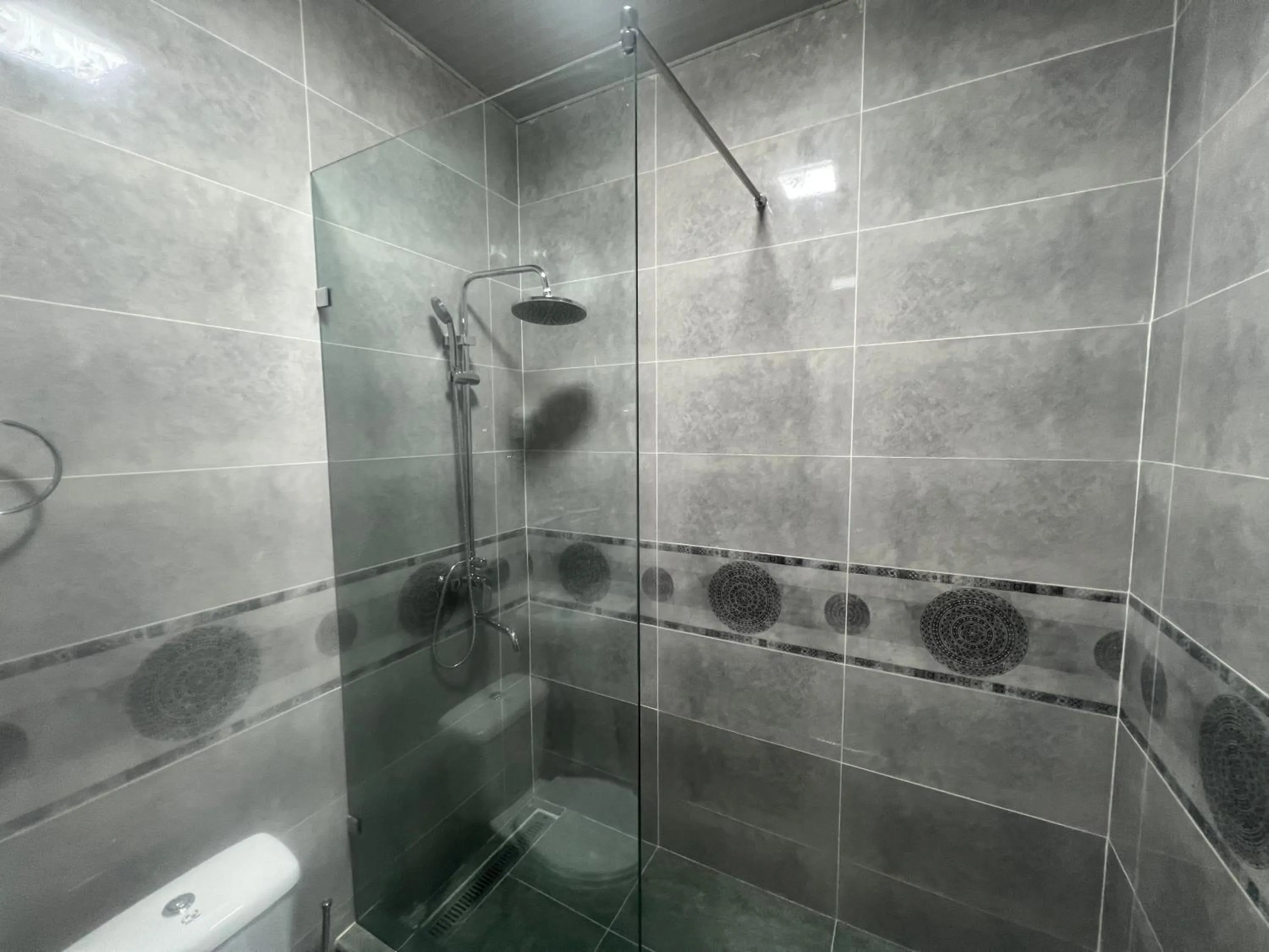 Shower in Loft Hotel