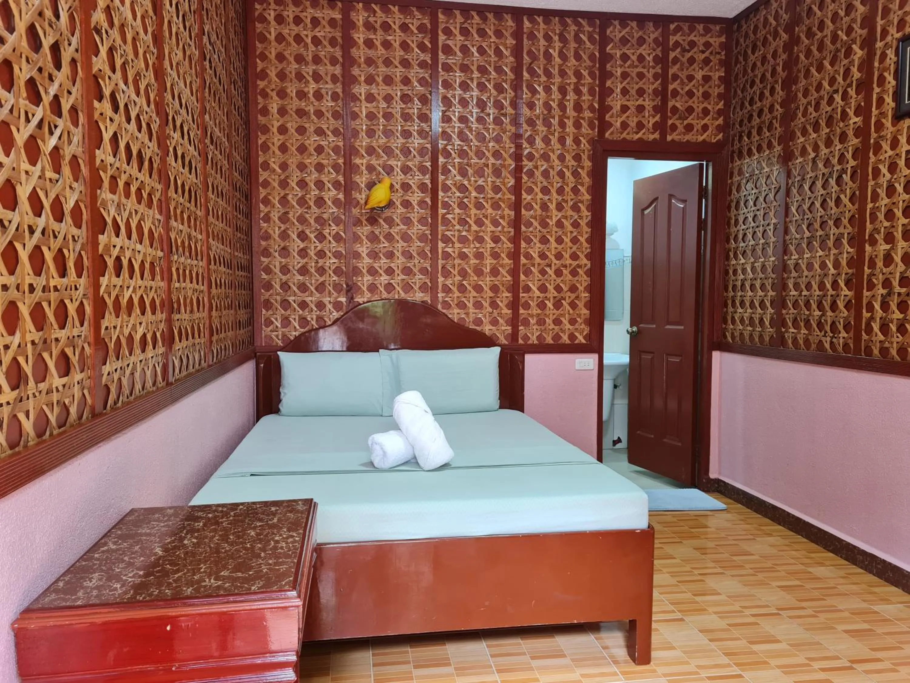 Bed in Alona Hidden Dream Resort by SMS Hospitality