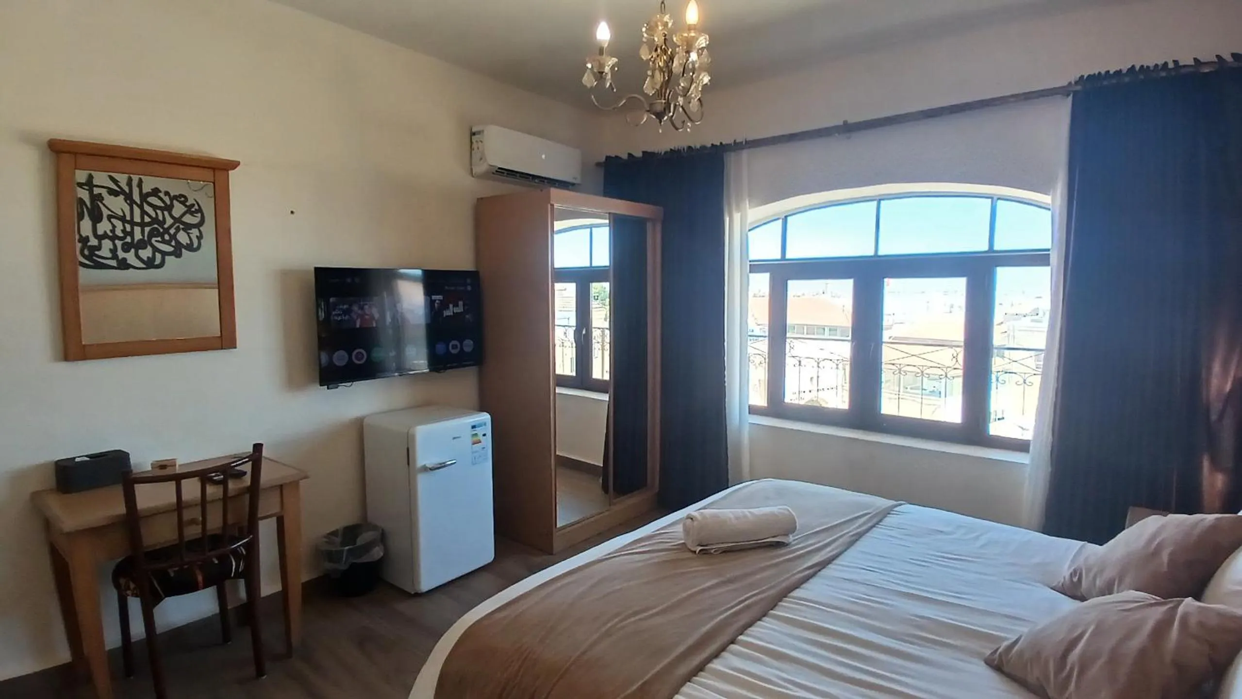 Bed in Moab Land Hotel