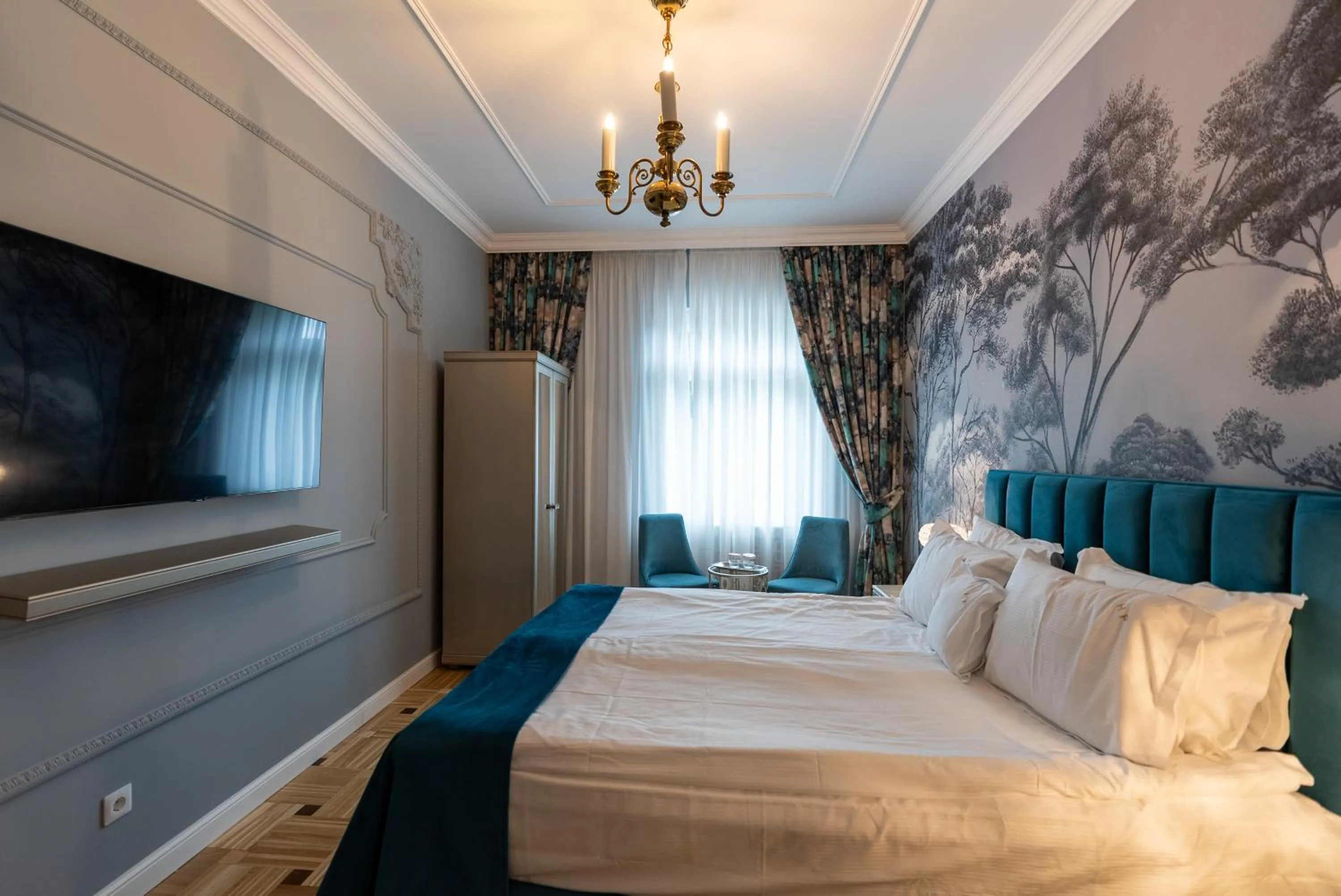 Photo of the whole room, Bed in Hotel Palace