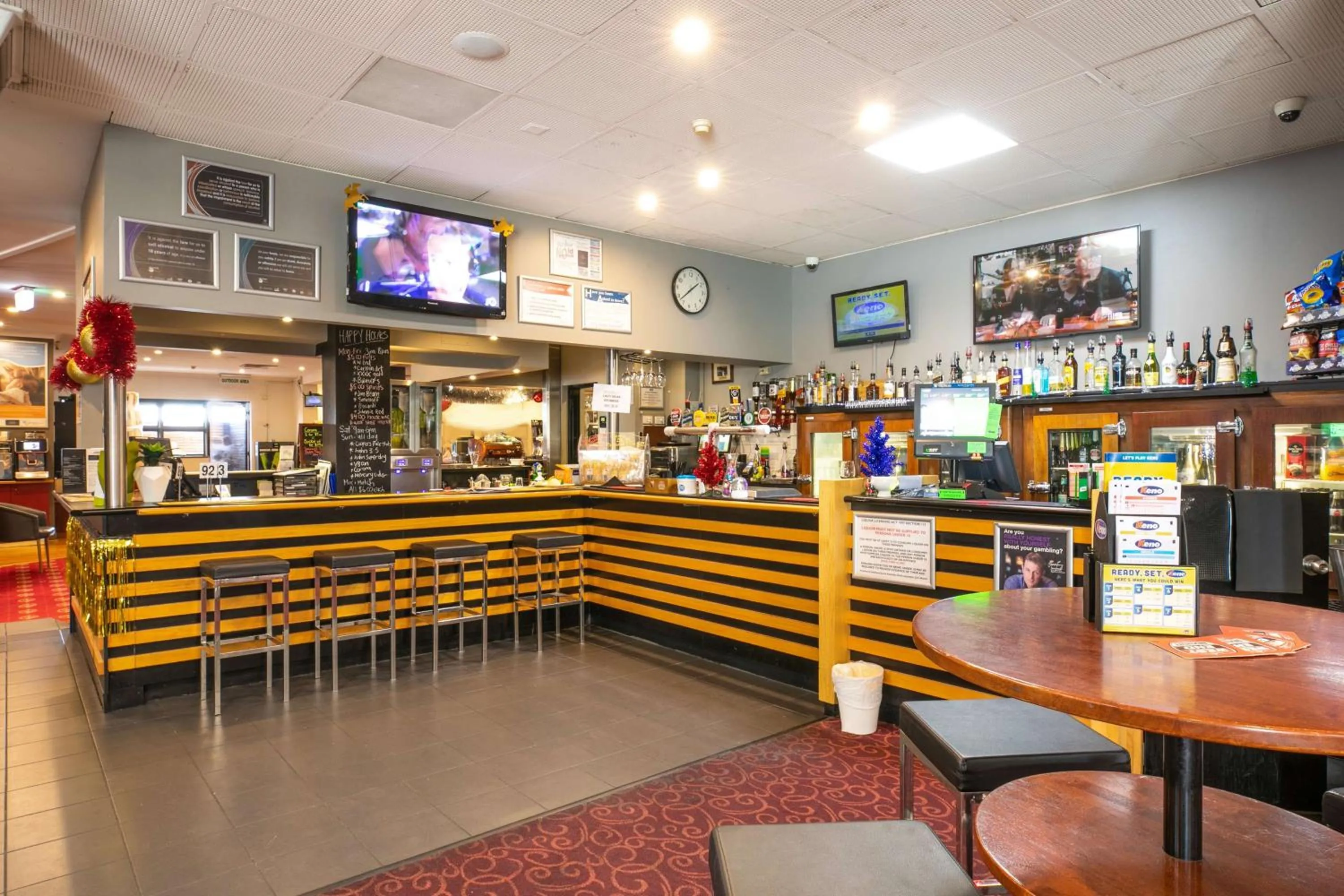 Lounge or bar in Nightcap at Hendon Hotel