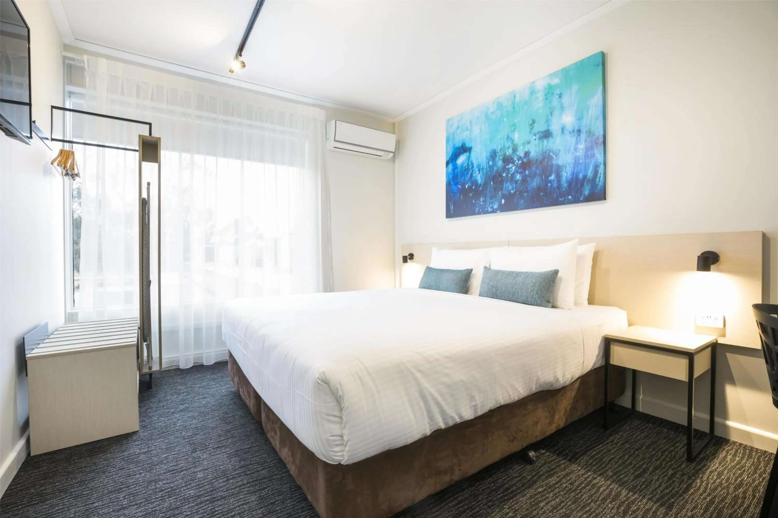 Bedroom, Bed in Nightcap at Playford Tavern