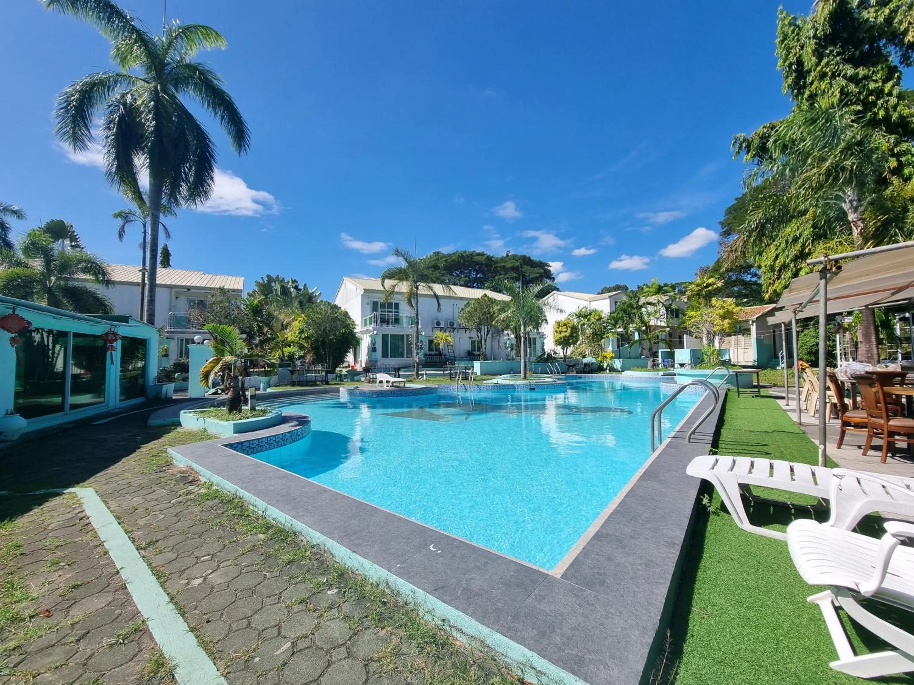 Swimming pool in Asian Greenville Hotel and Resort