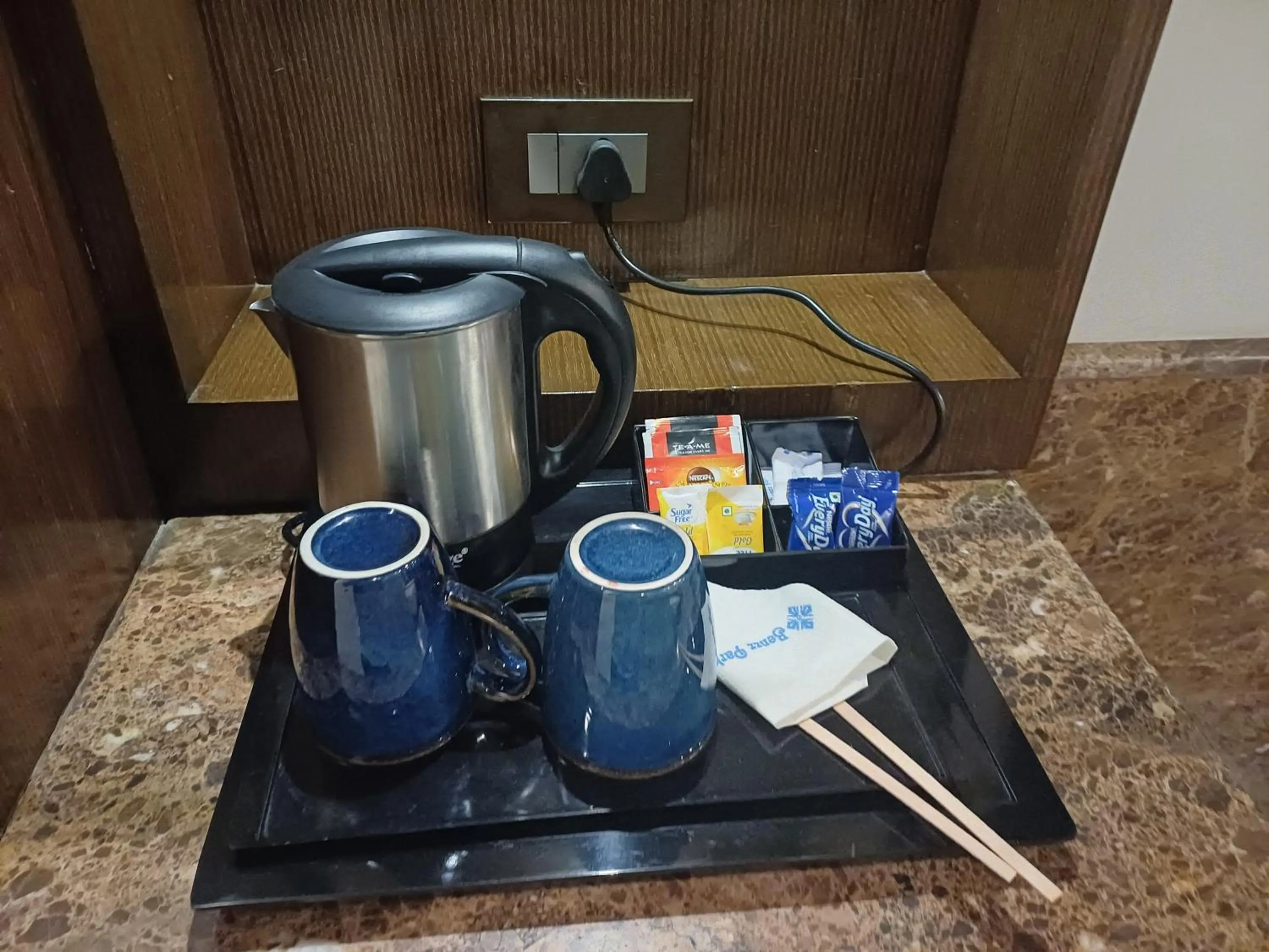 Coffee/tea facilities in Hotel Benzz Park Chennai
