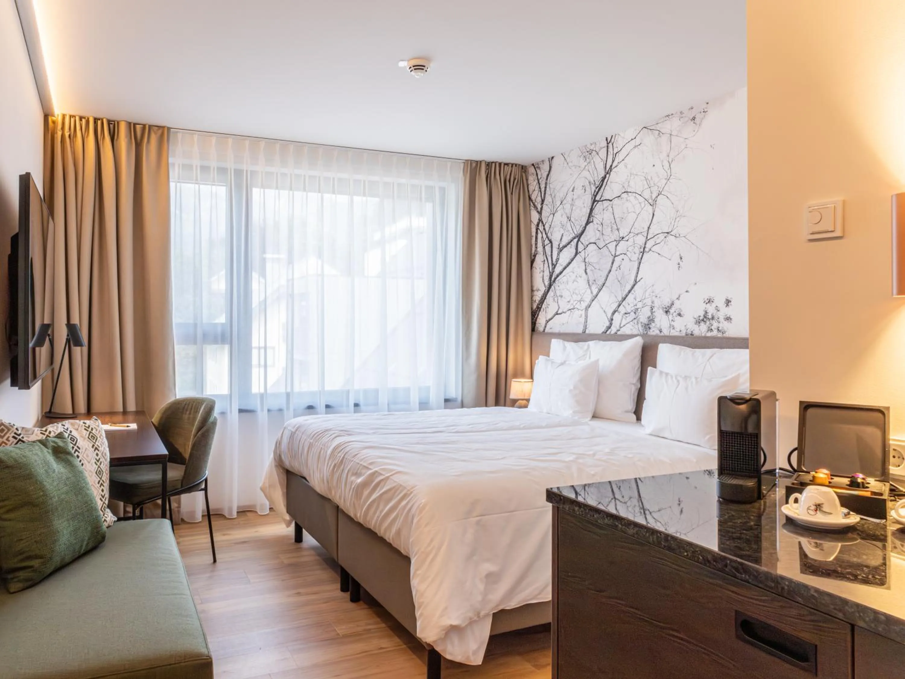 Photo of the whole room, Bed in Hotel DAS SAAL