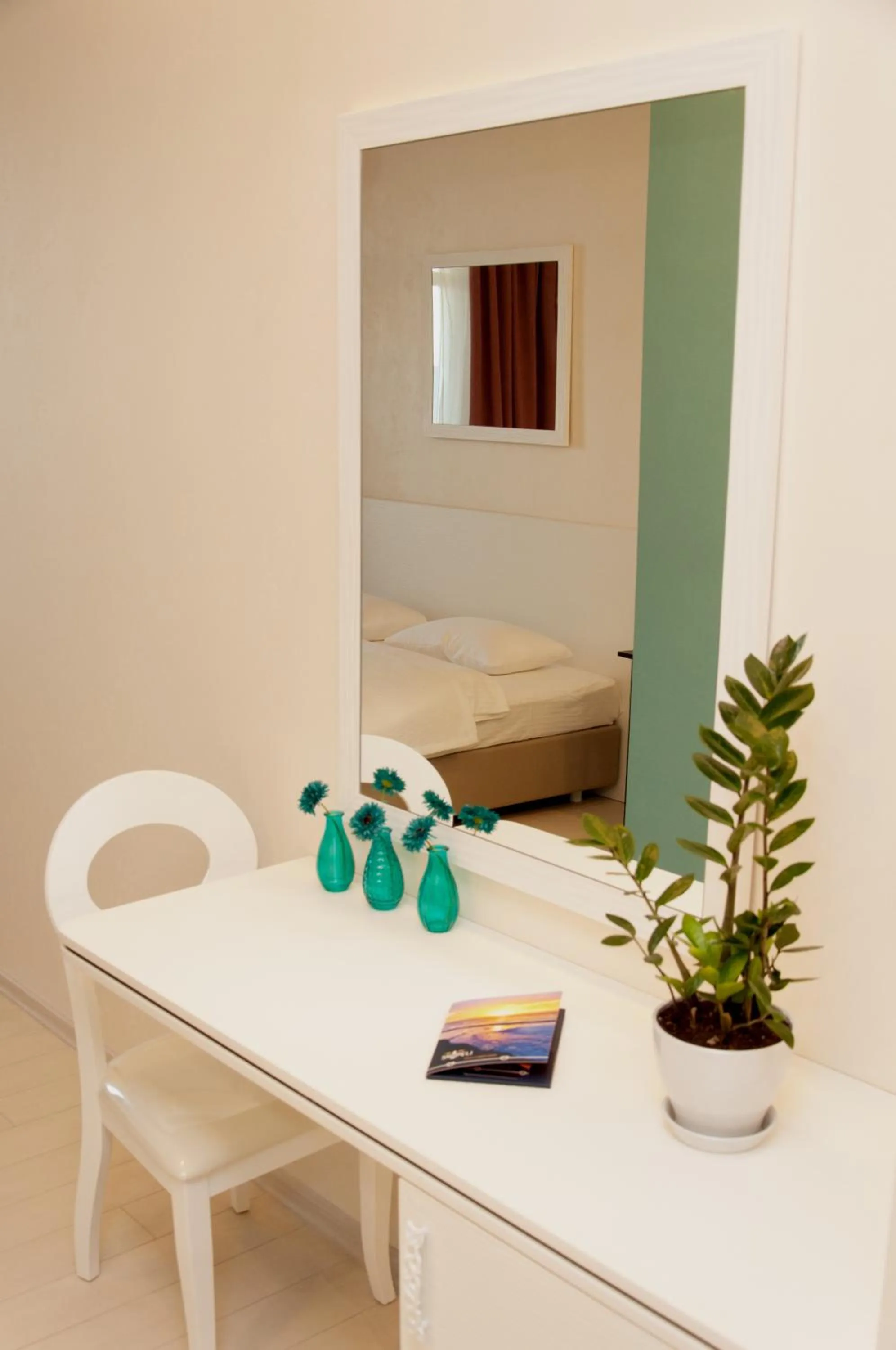 Decorative detail, Bed in Design Hotel Skopeli