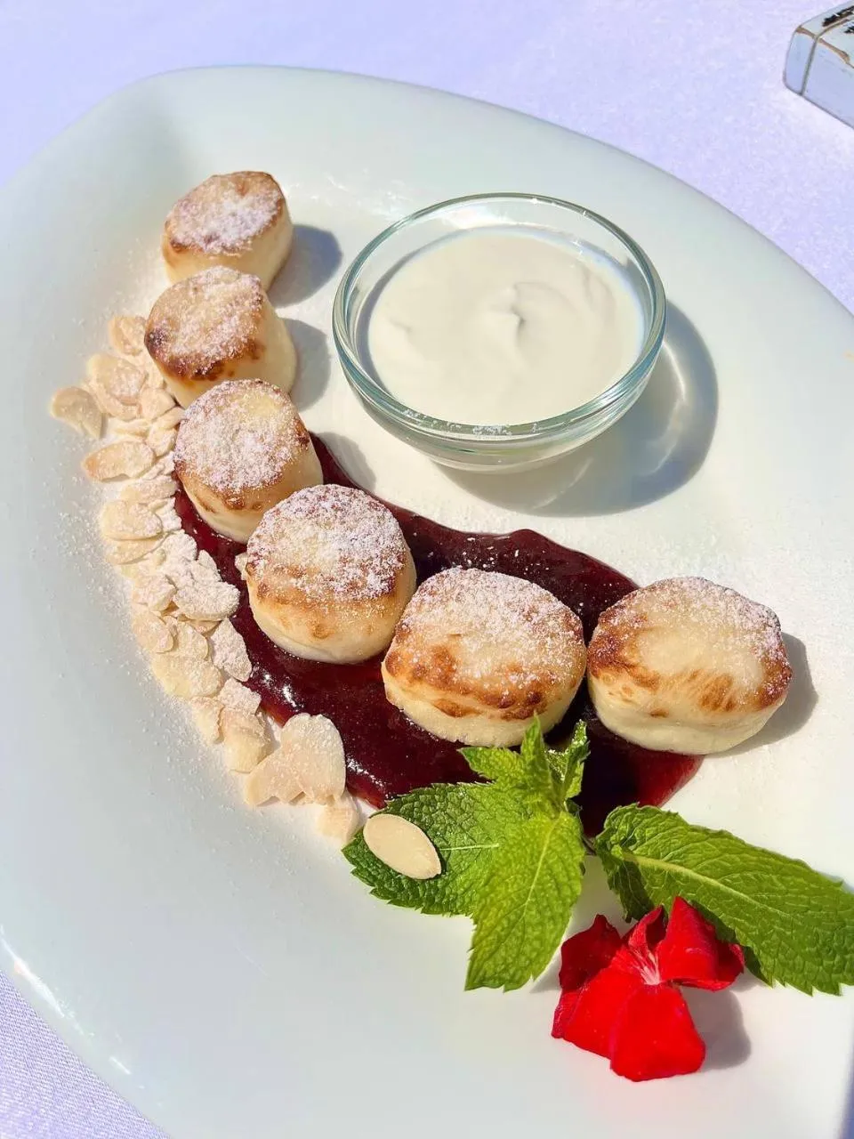 Restaurant/places to eat in Design Hotel Skopeli