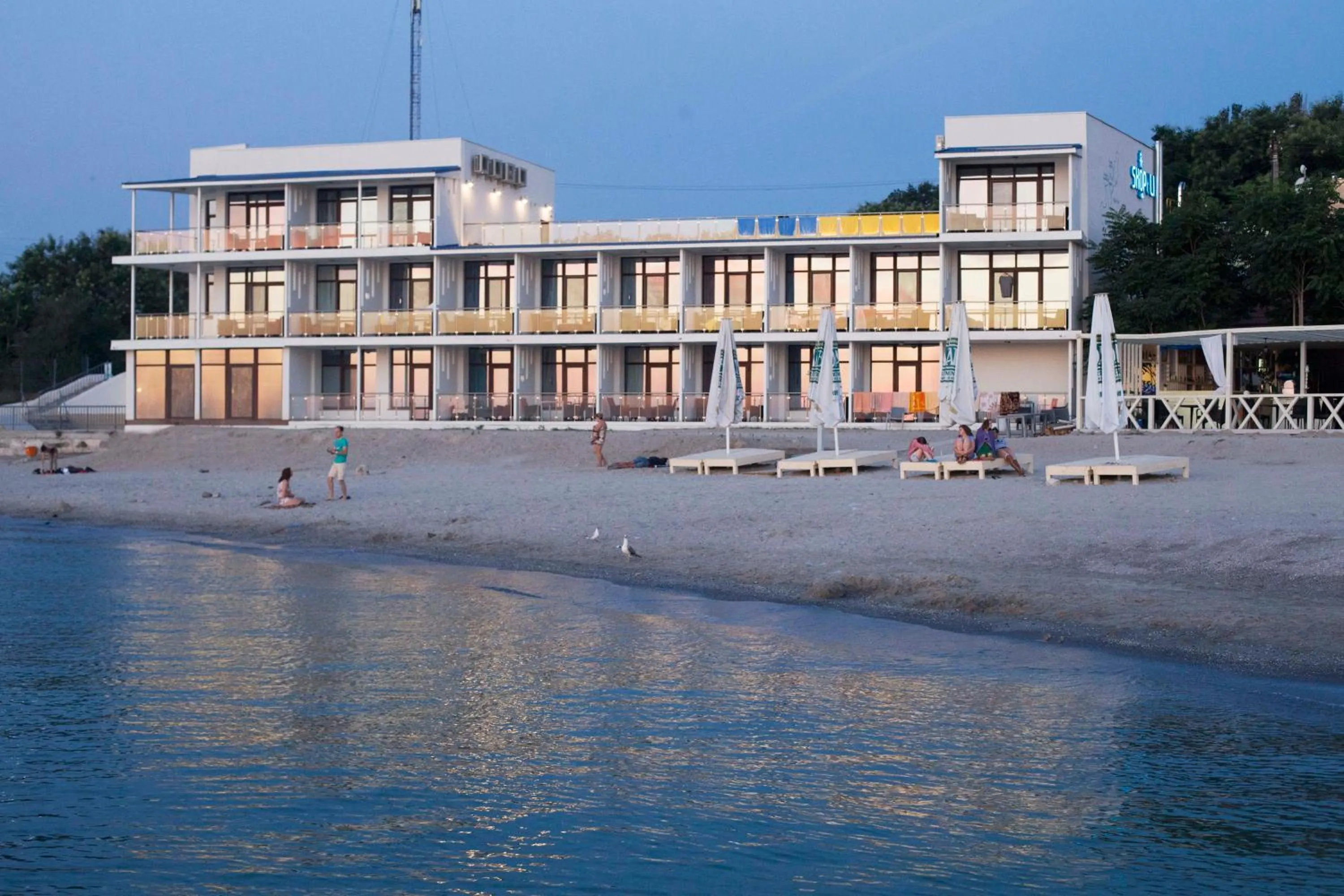 Facade/entrance in Design Hotel Skopeli