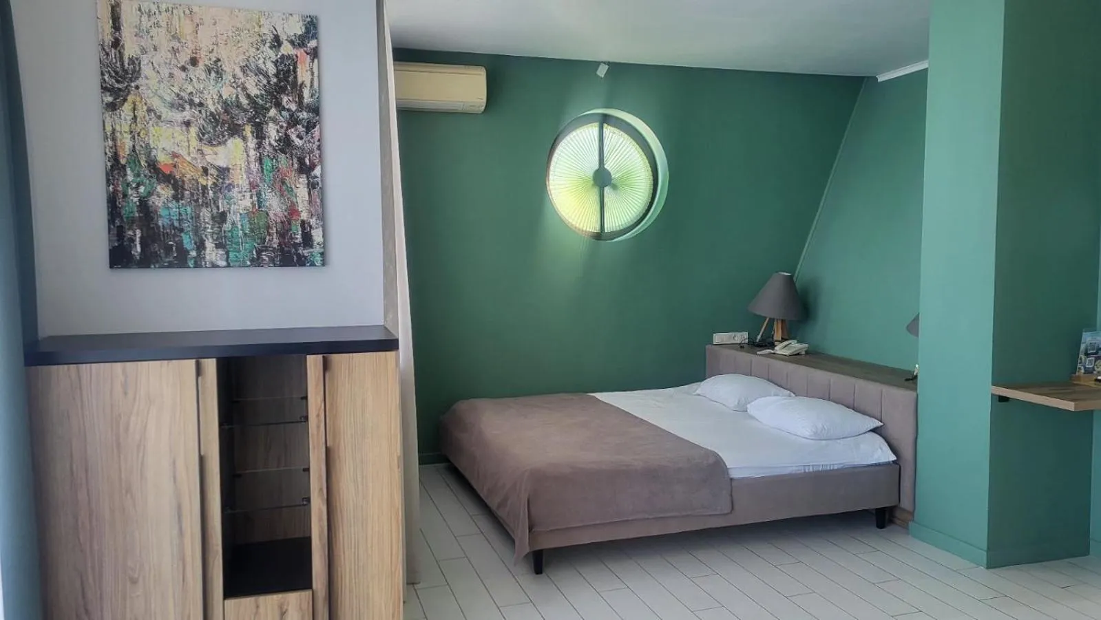 Property building, Bed in Design Hotel Skopeli