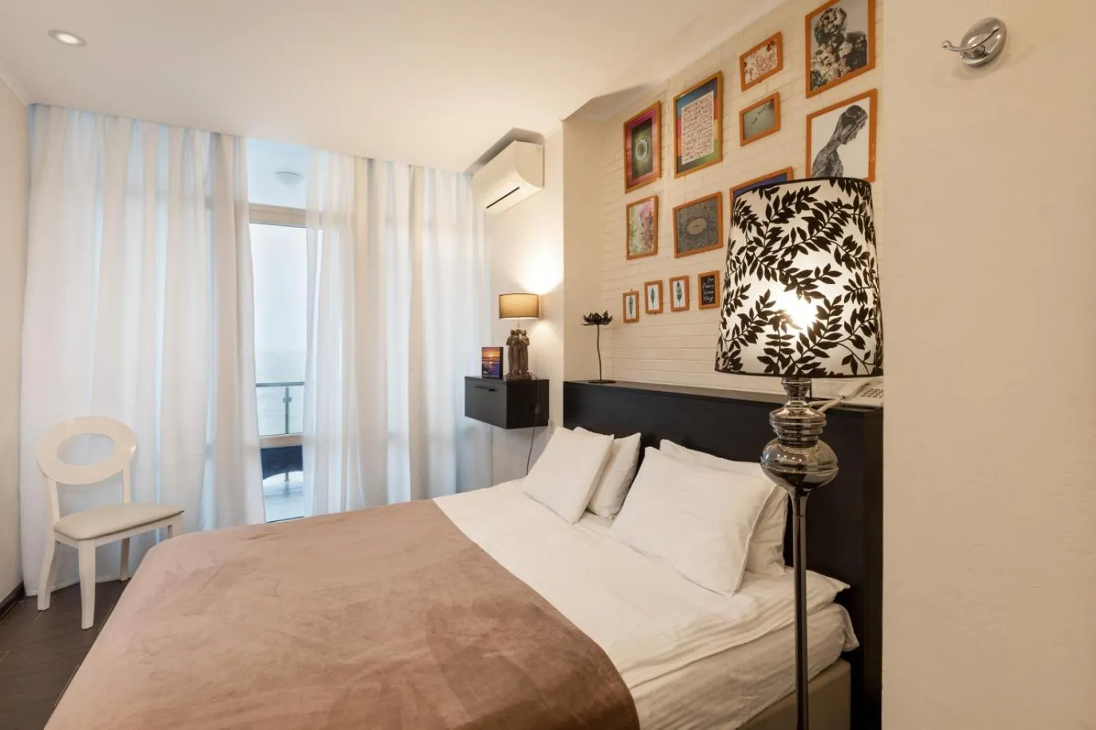 Property building, Bed in Design Hotel Skopeli