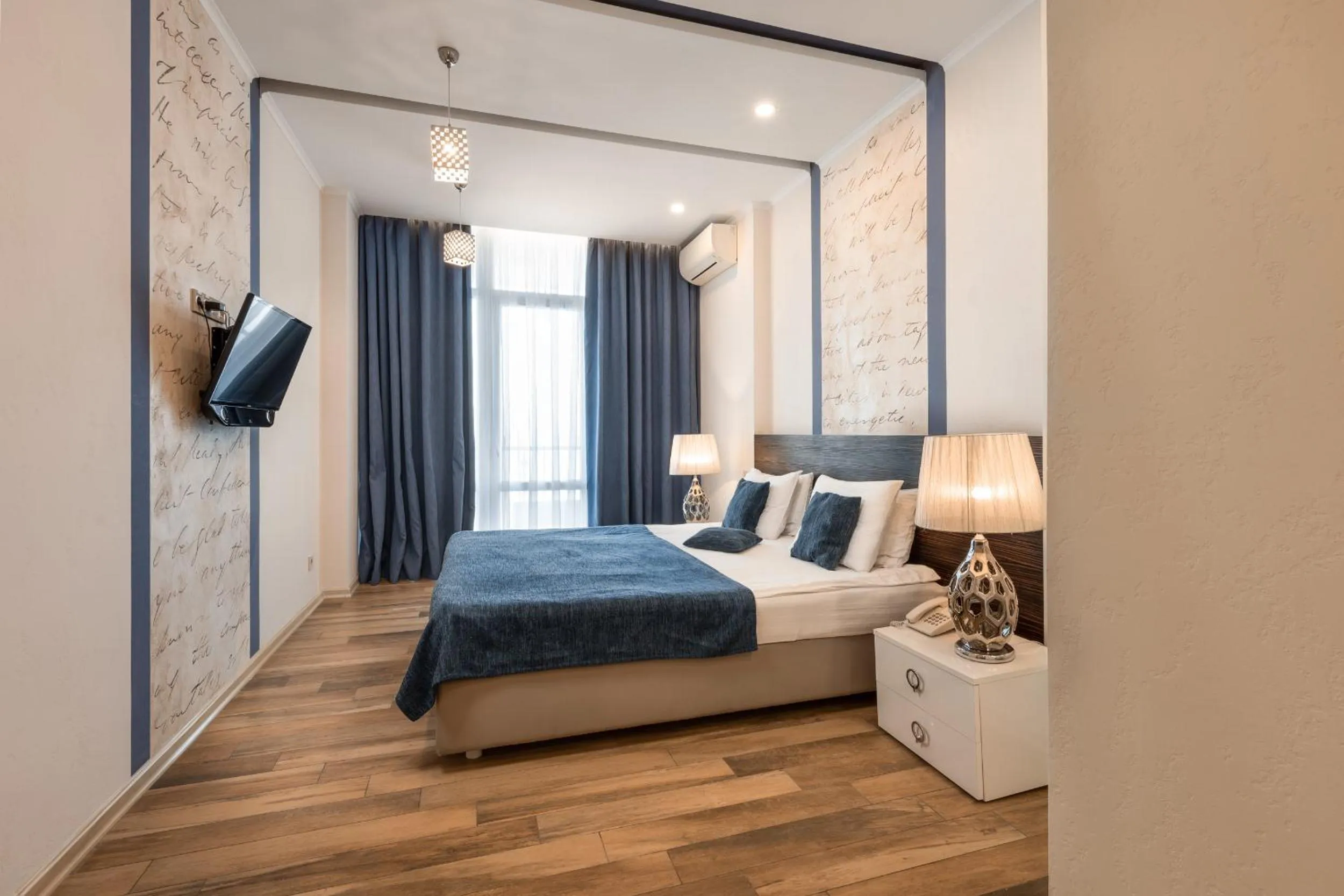 Property building, Bed in Design Hotel Skopeli