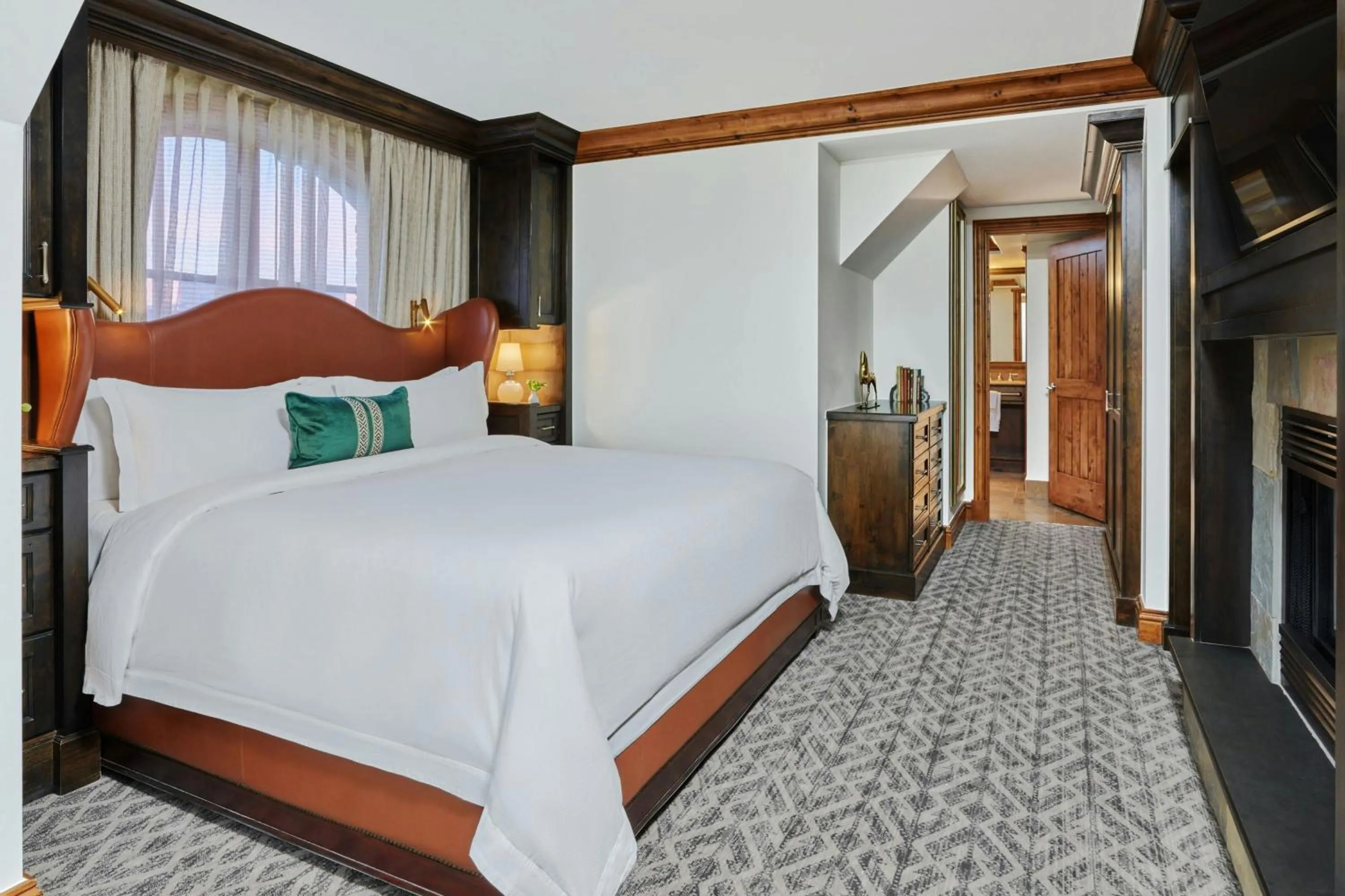 Bedroom, Bed in St. Regis Residence Club, Aspen