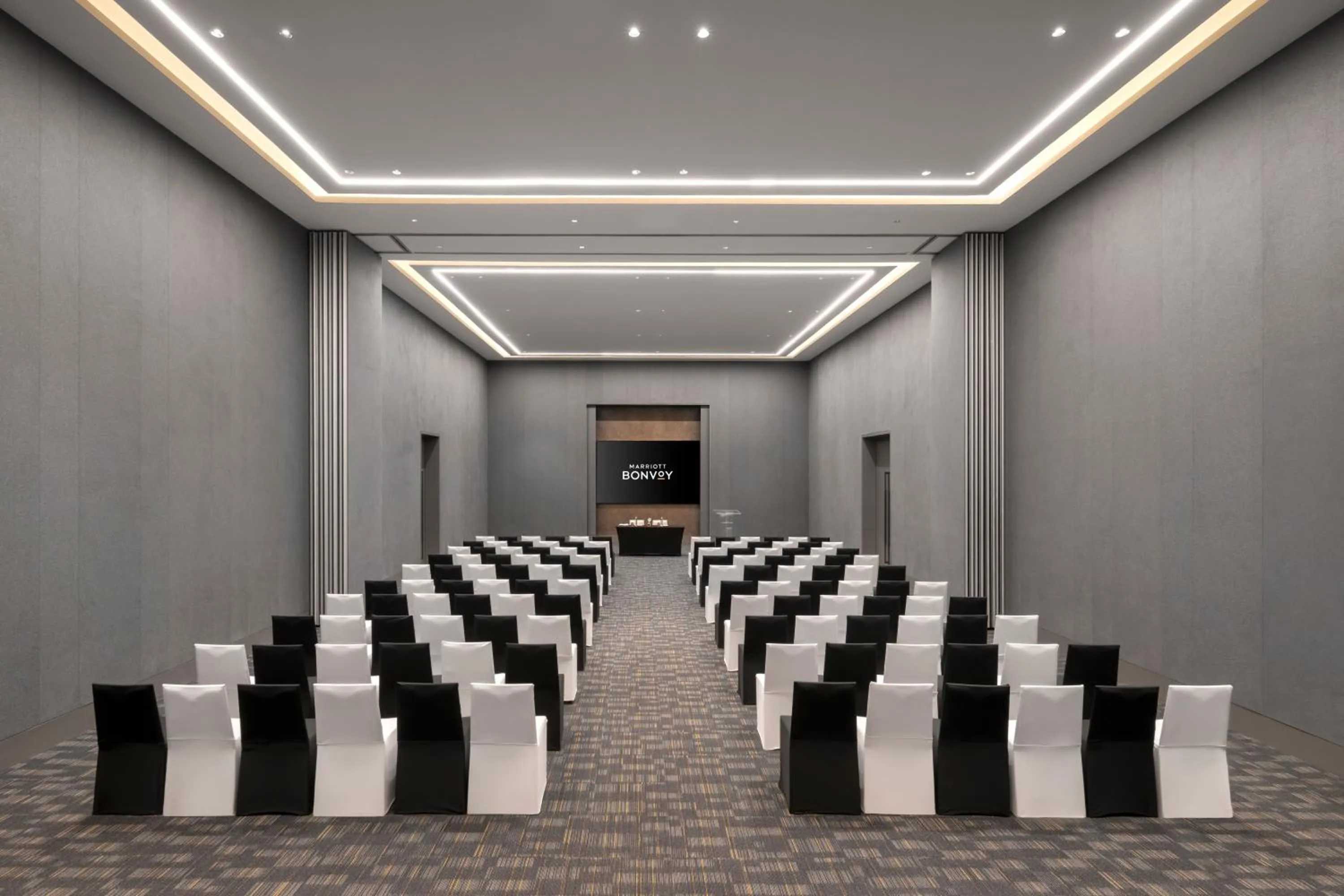 Banquet/Function facilities in Moxy Bengaluru Airport Prestige Tech Cloud