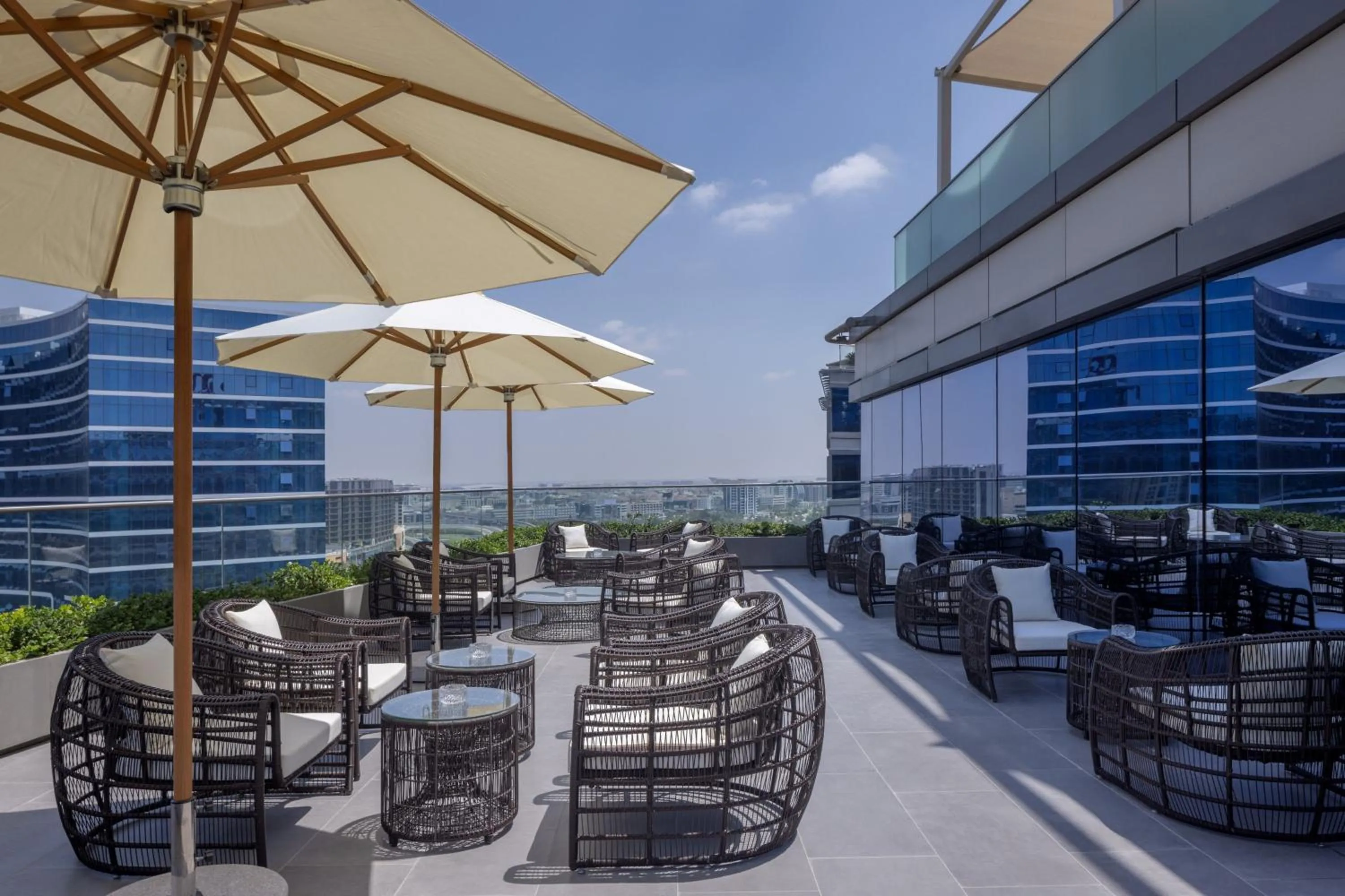 Lounge or bar in Marriott Marquis Dubai Creek