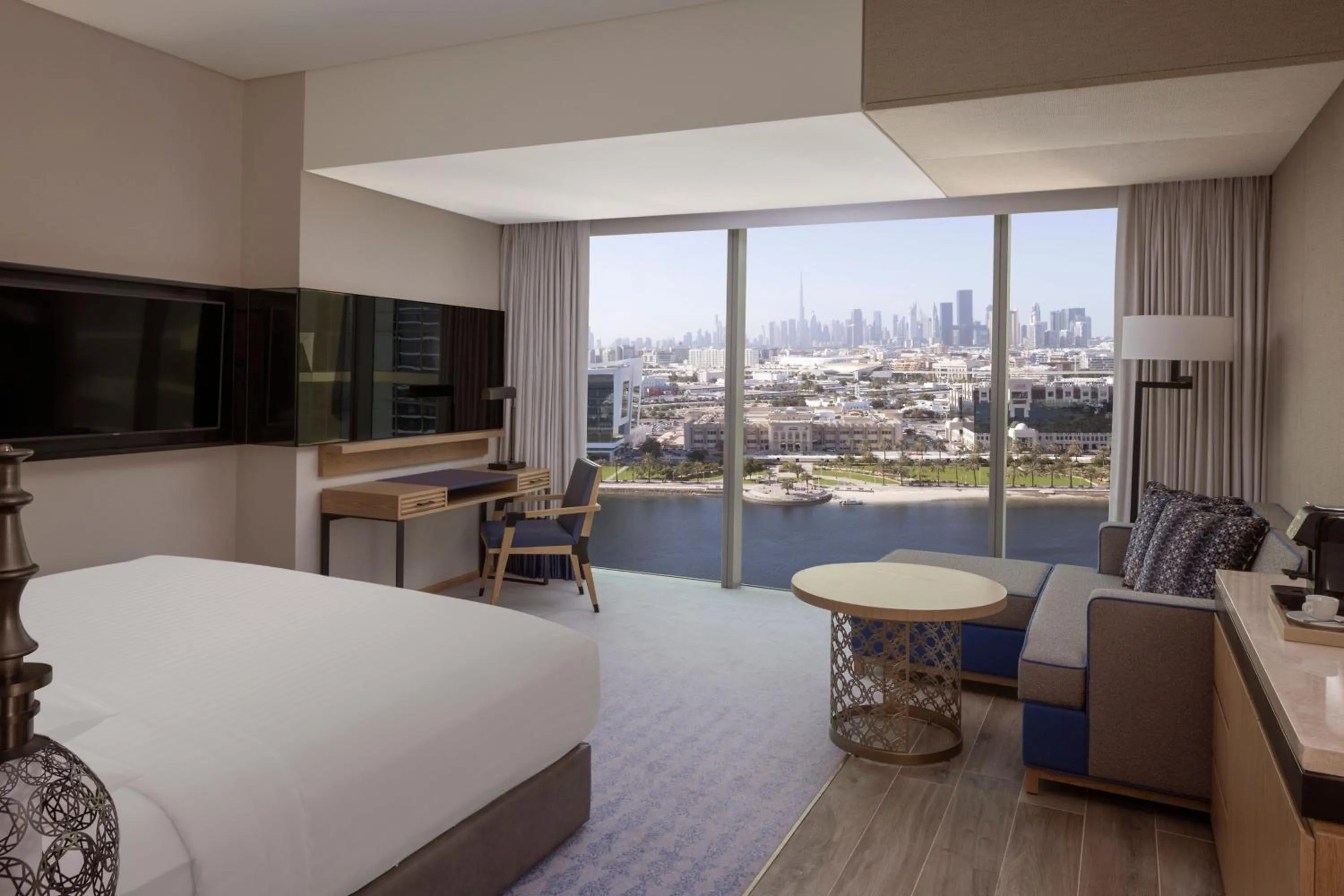 Photo of the whole room, Bed in Marriott Marquis Dubai Creek