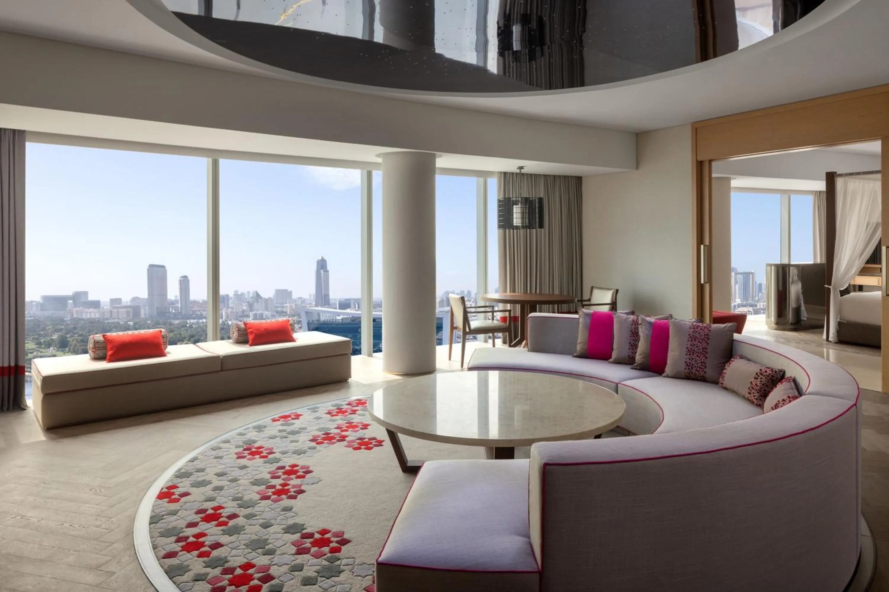 Photo of the whole room in Marriott Marquis Dubai Creek