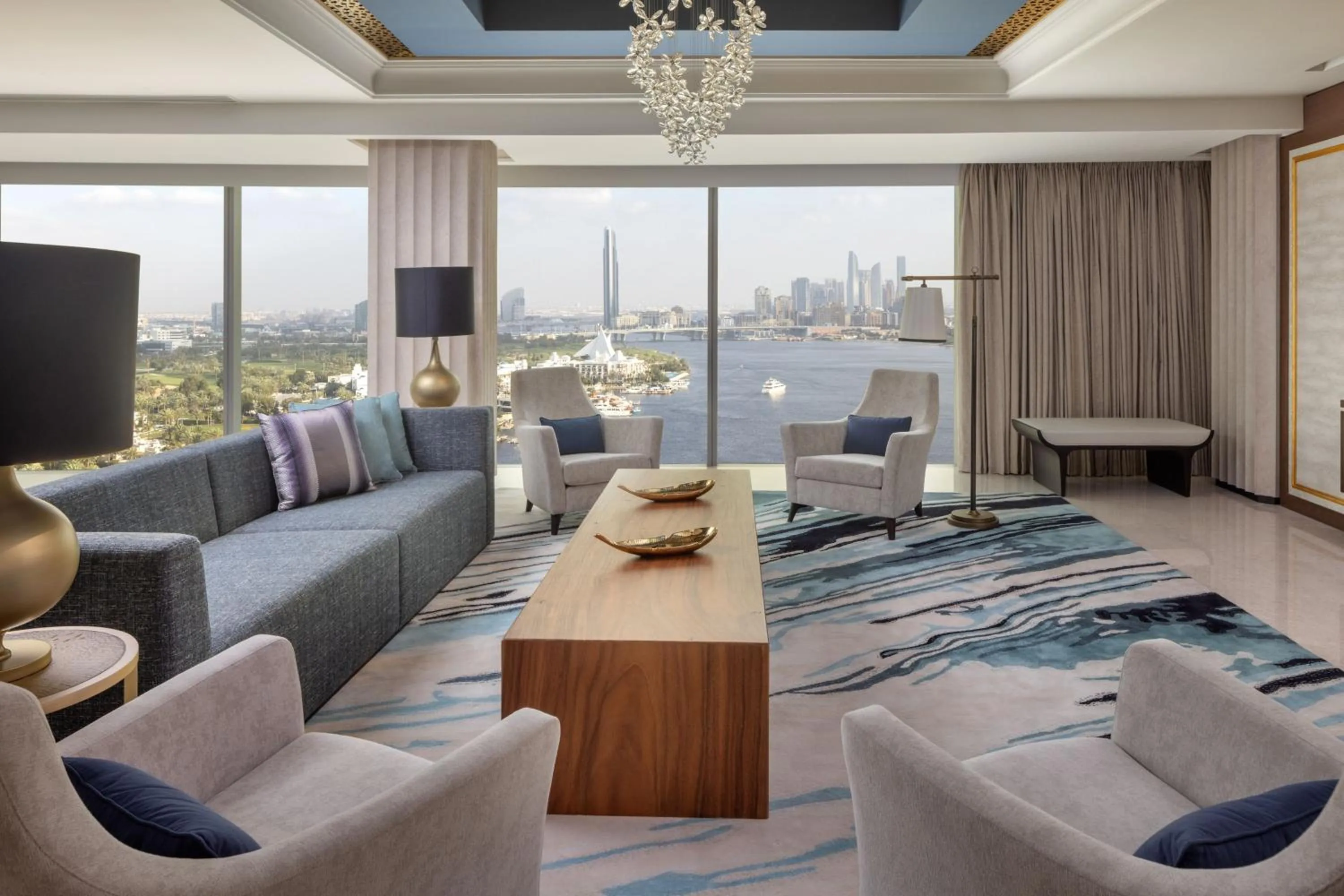 Living room in Marriott Marquis Dubai Creek
