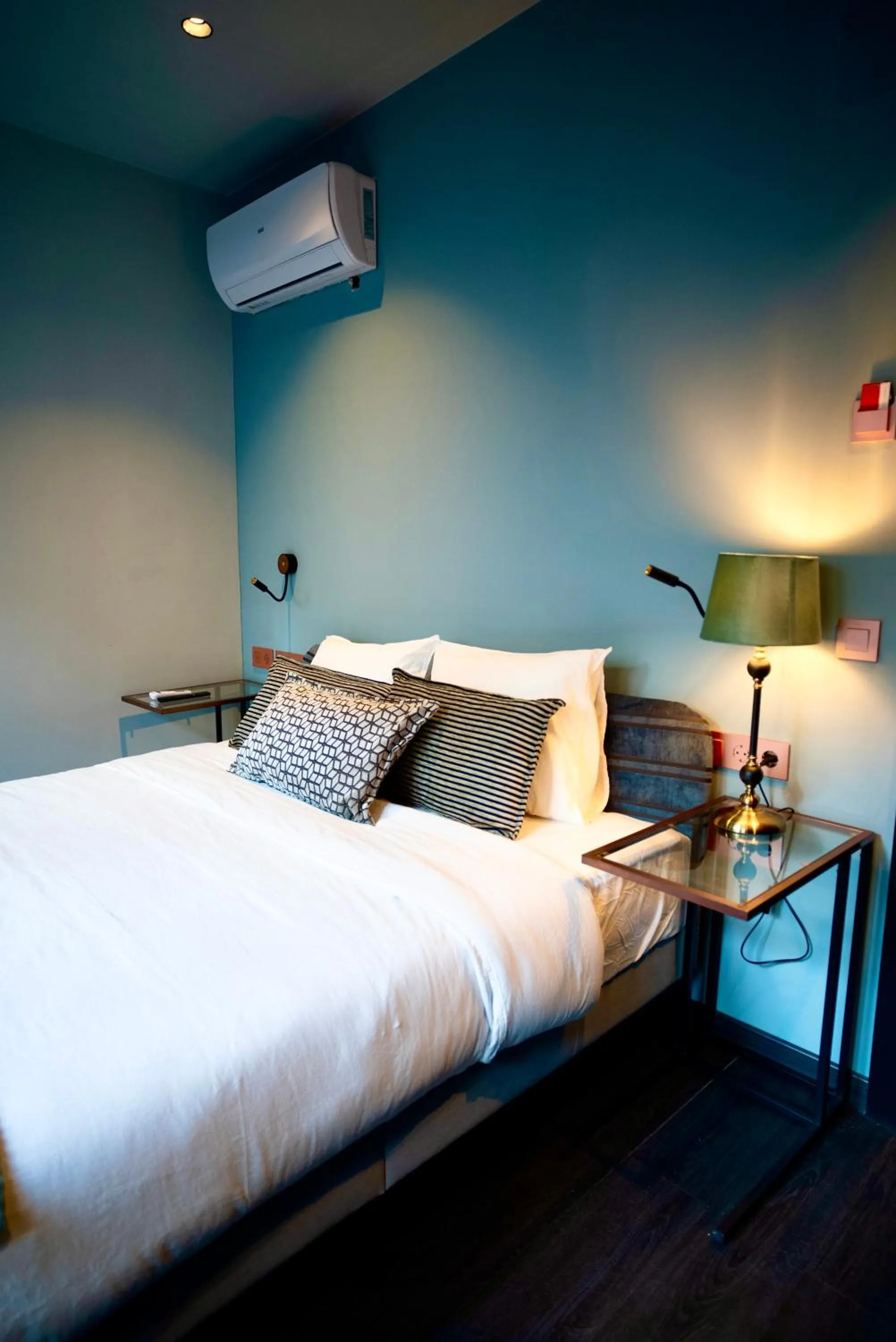 Bed in Hotel Lincoln Lounge