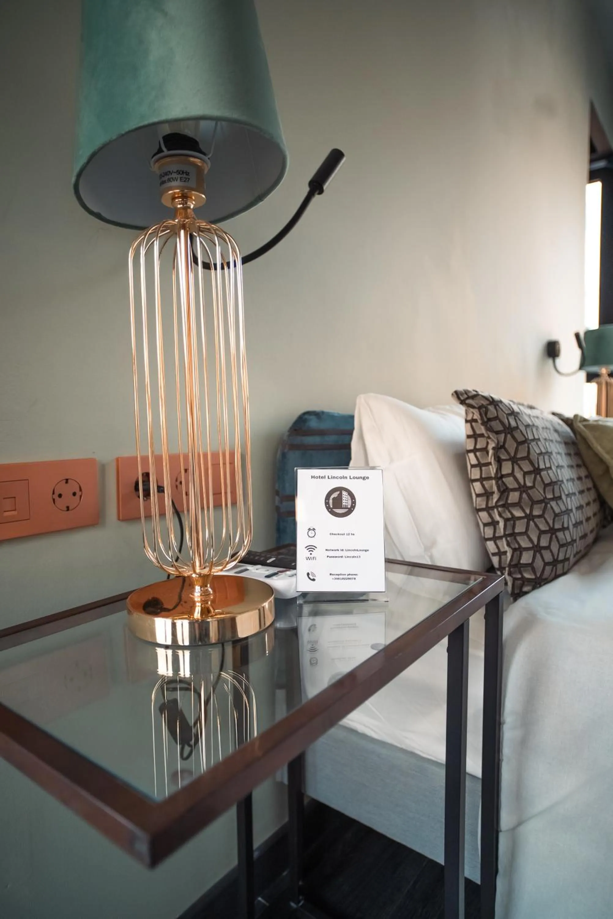 Bedroom in Hotel Lincoln Lounge