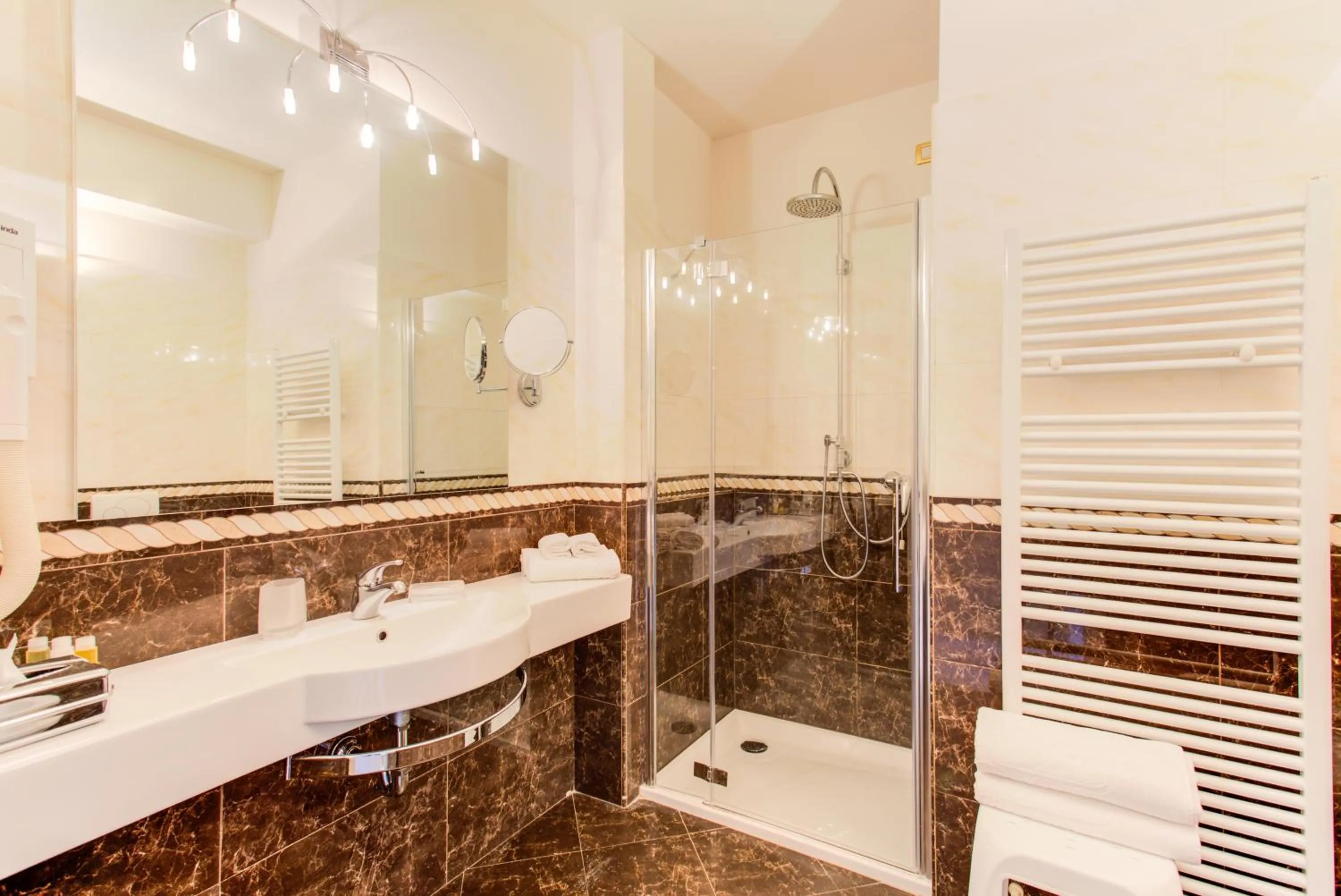 Bathroom in Monastero Resort & Spa - Garda Lake Collection