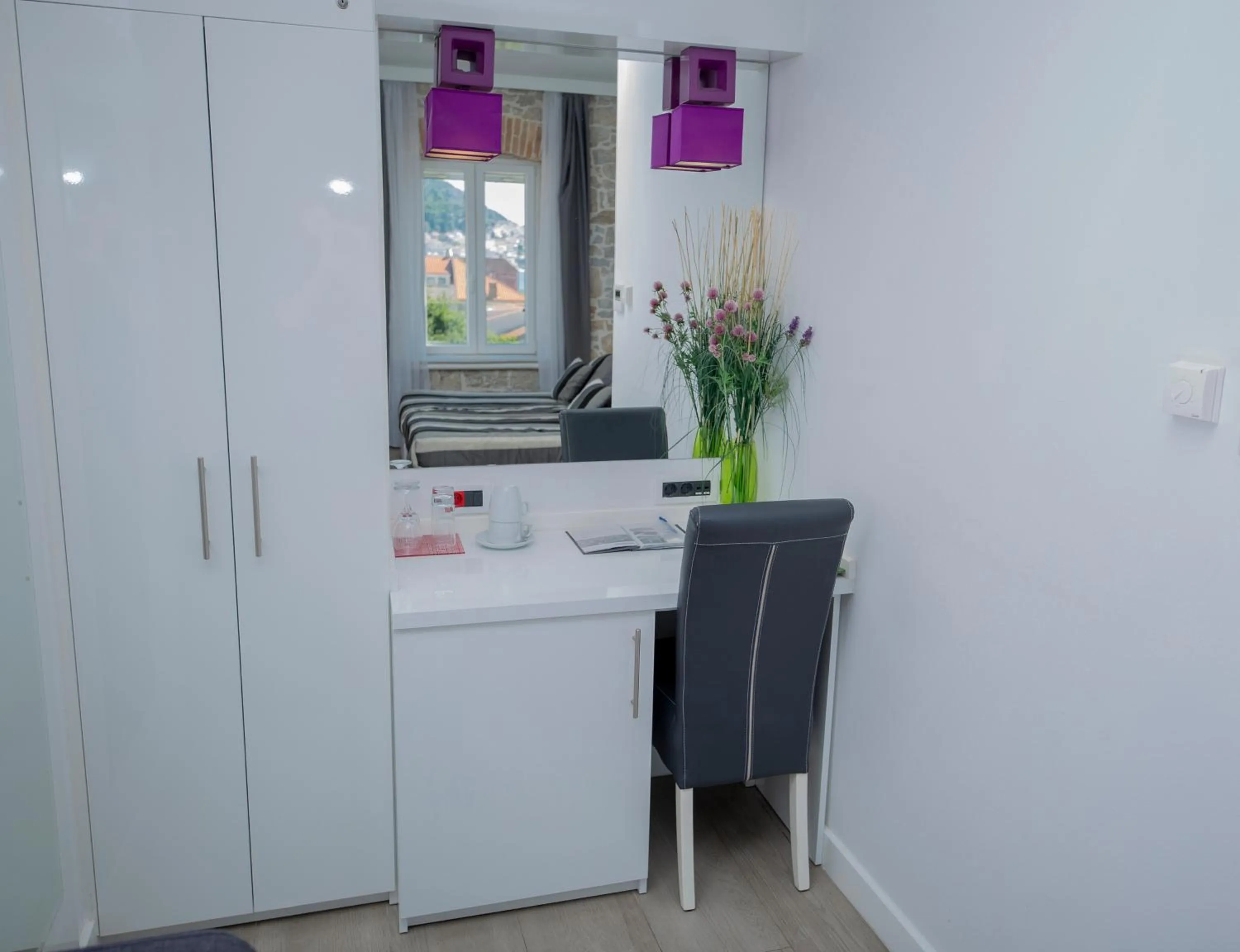 wardrobe in A Heritage Split