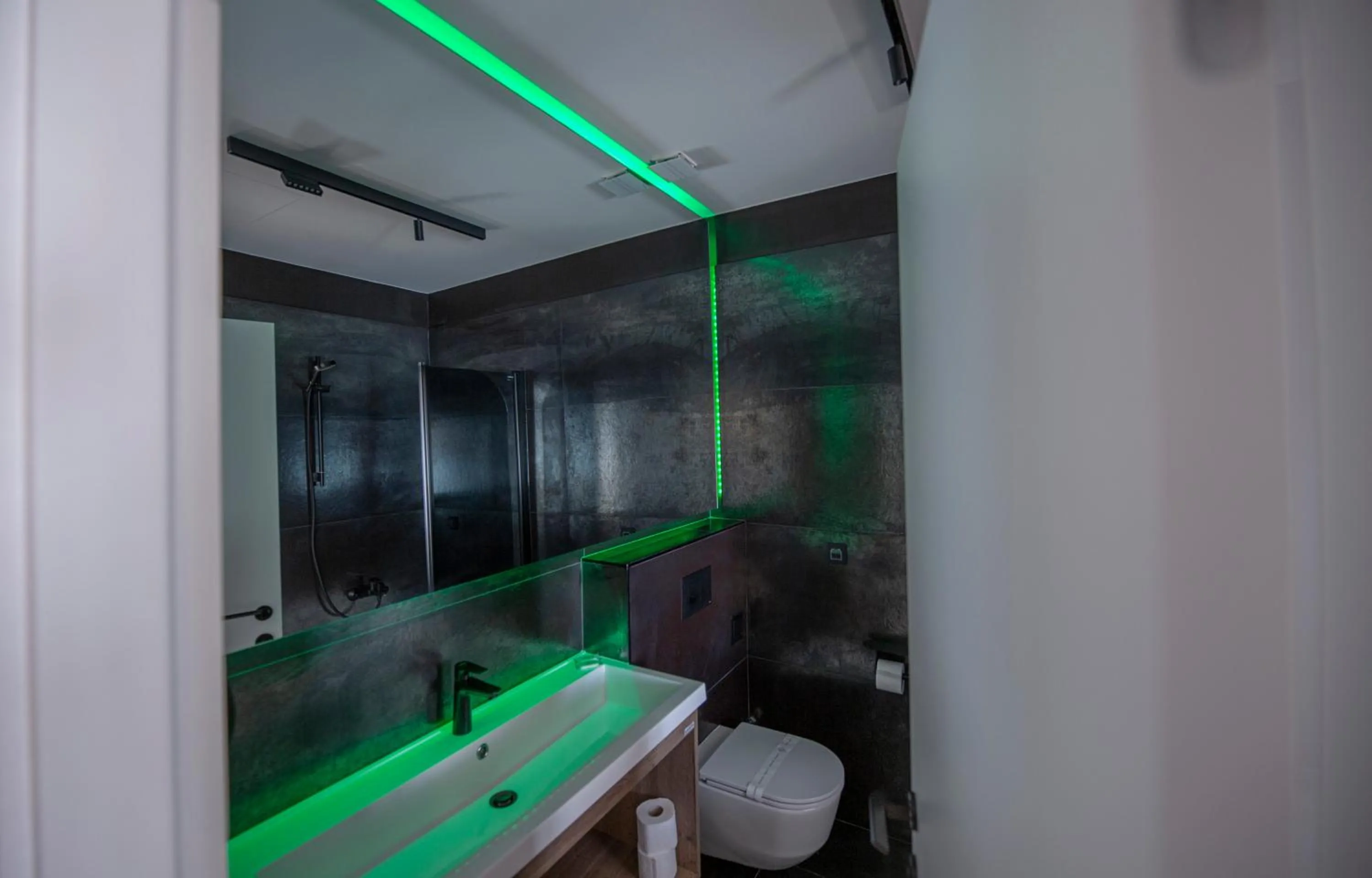 Bathroom in A Heritage Split