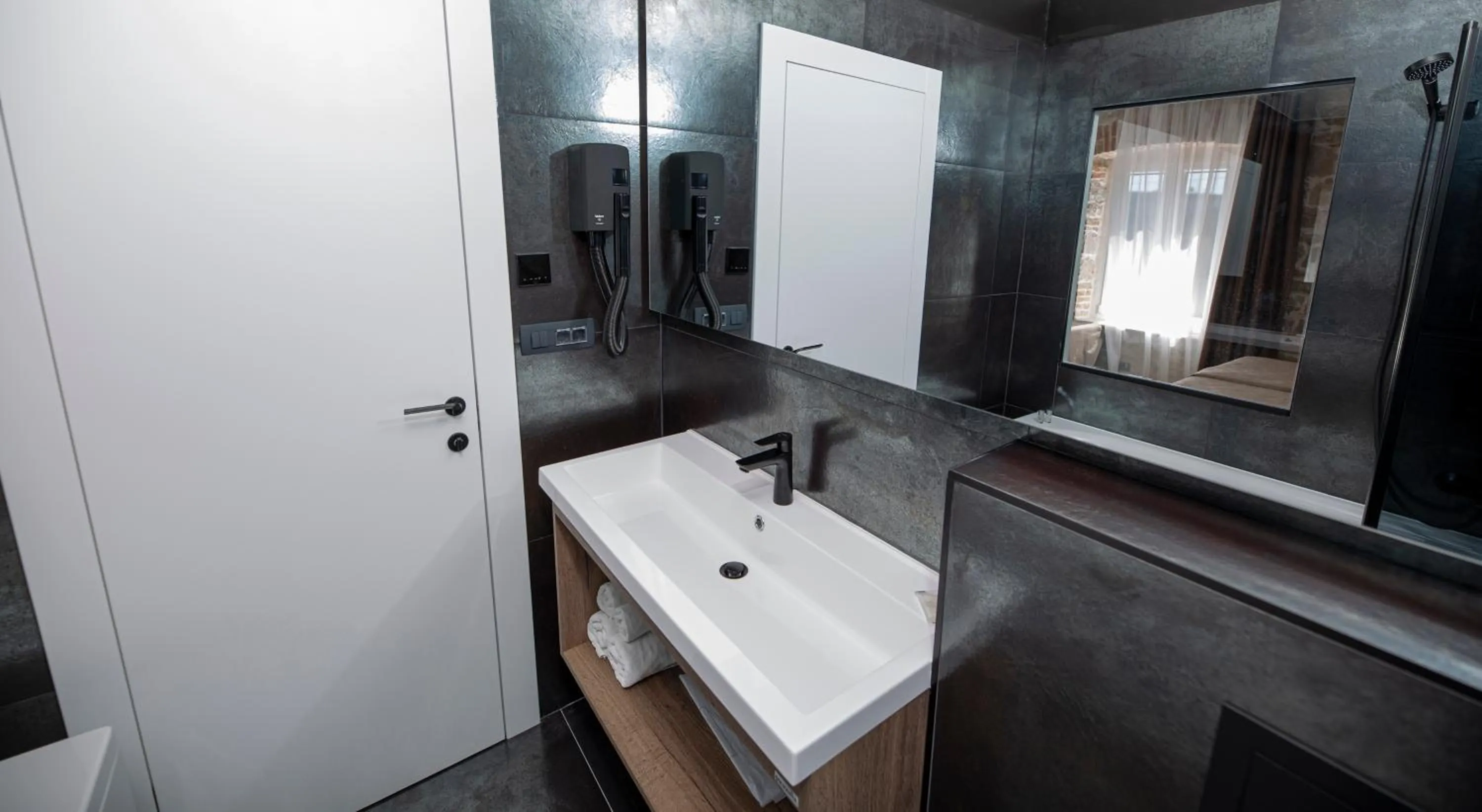 Bathroom in A Heritage Split