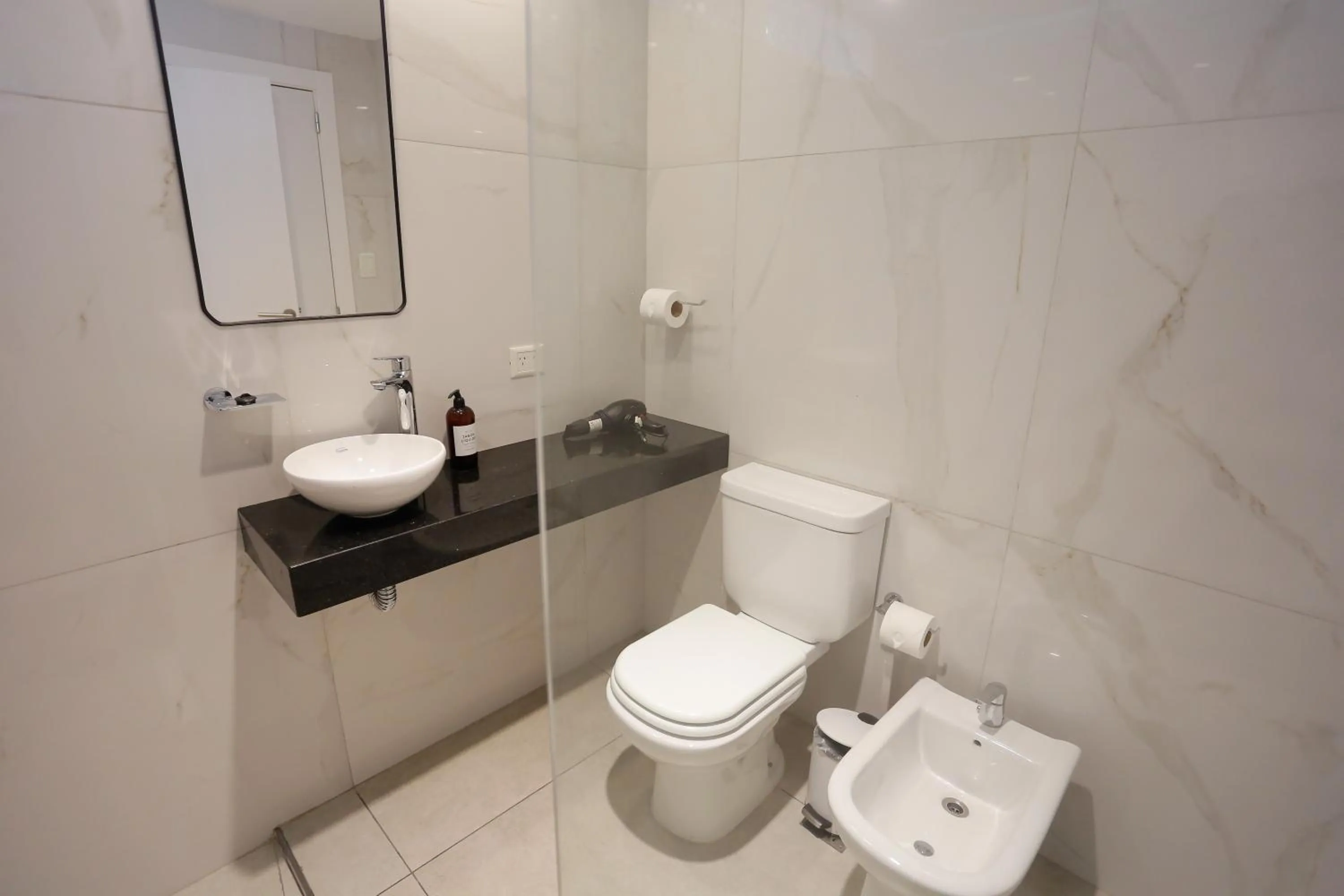 Bathroom in OWN Belgrano Studios & Suites