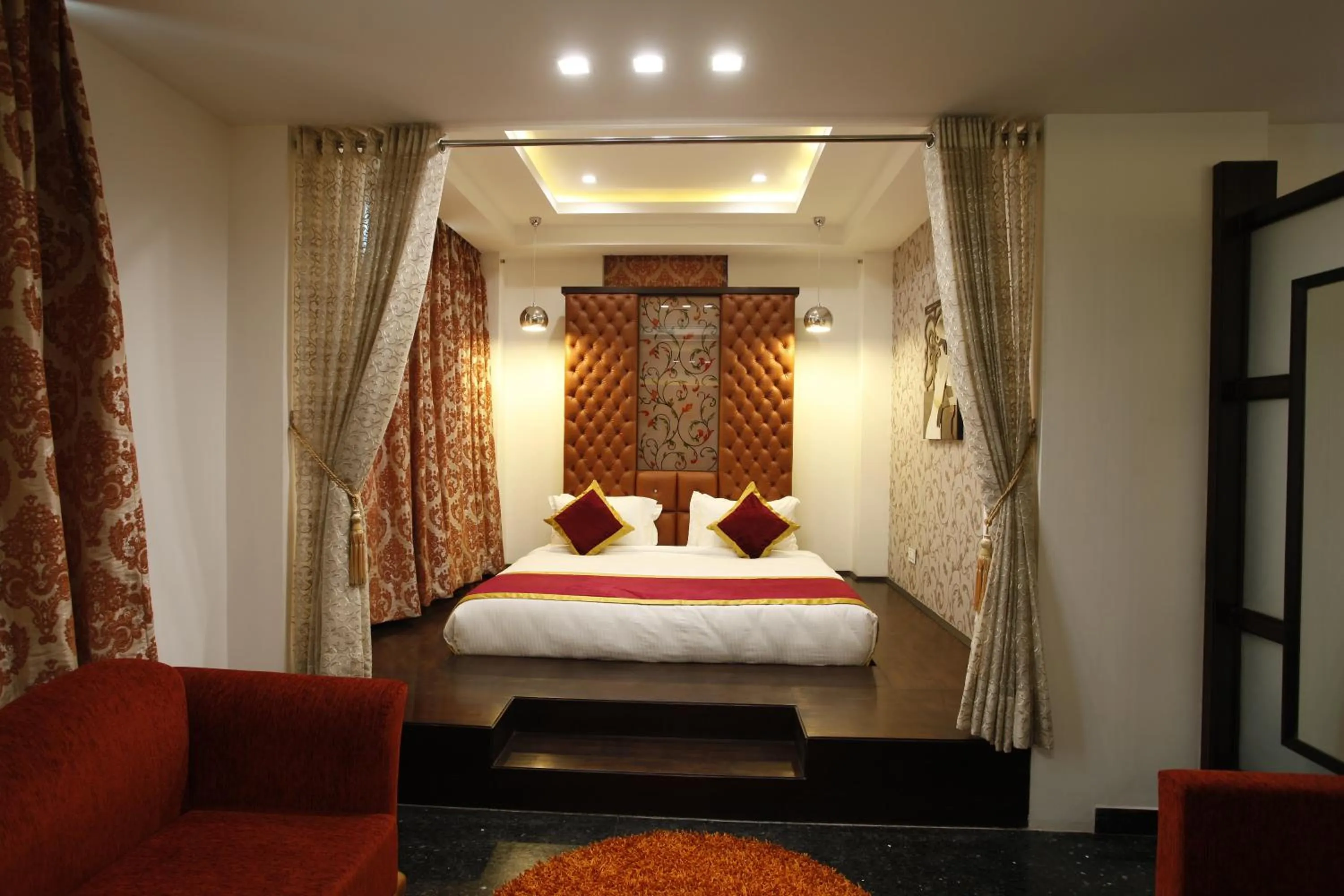 Photo of the whole room, Bed in Hotel Saffron Leaf