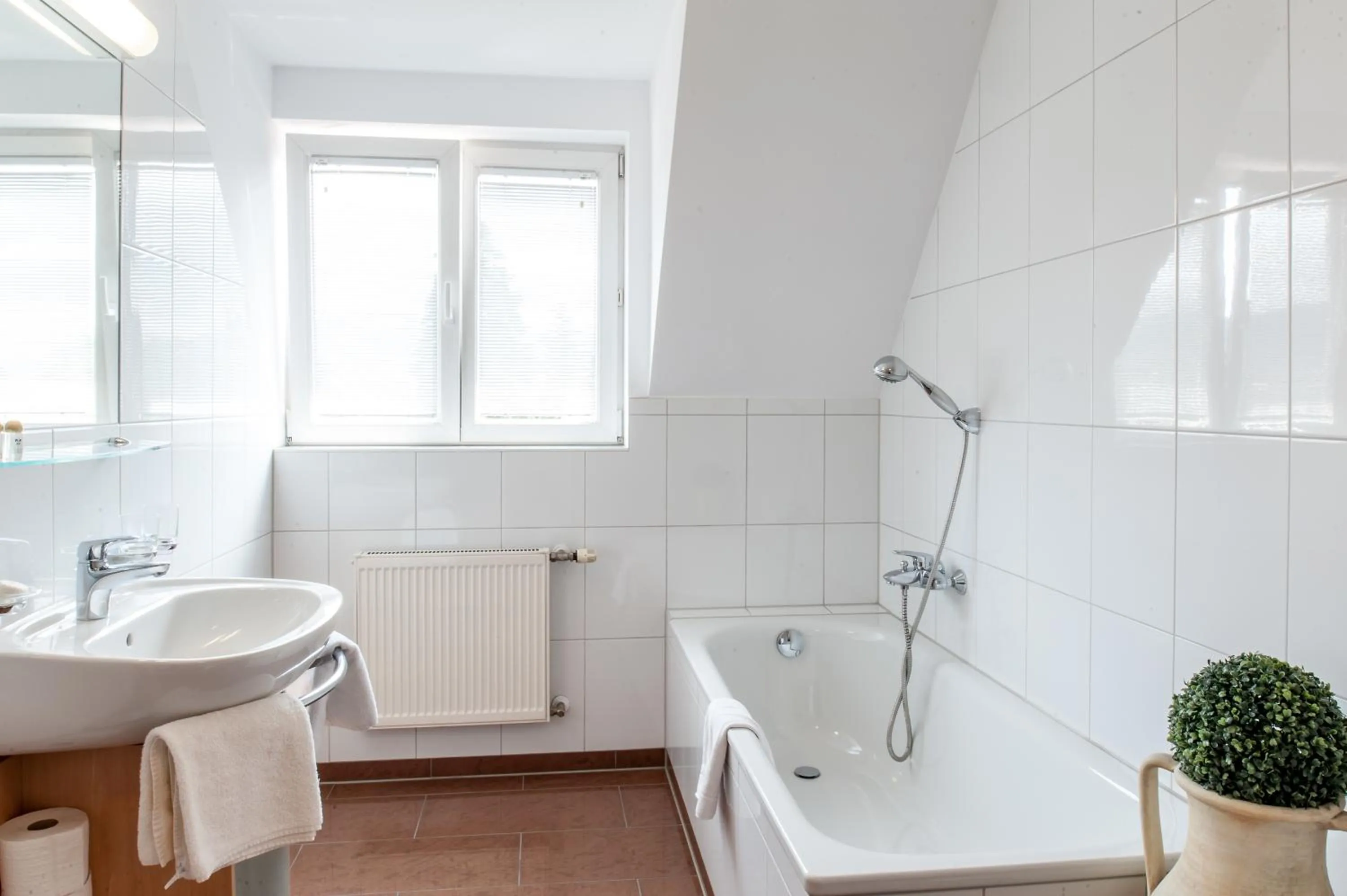 Bathroom in Gästehaus Brugger