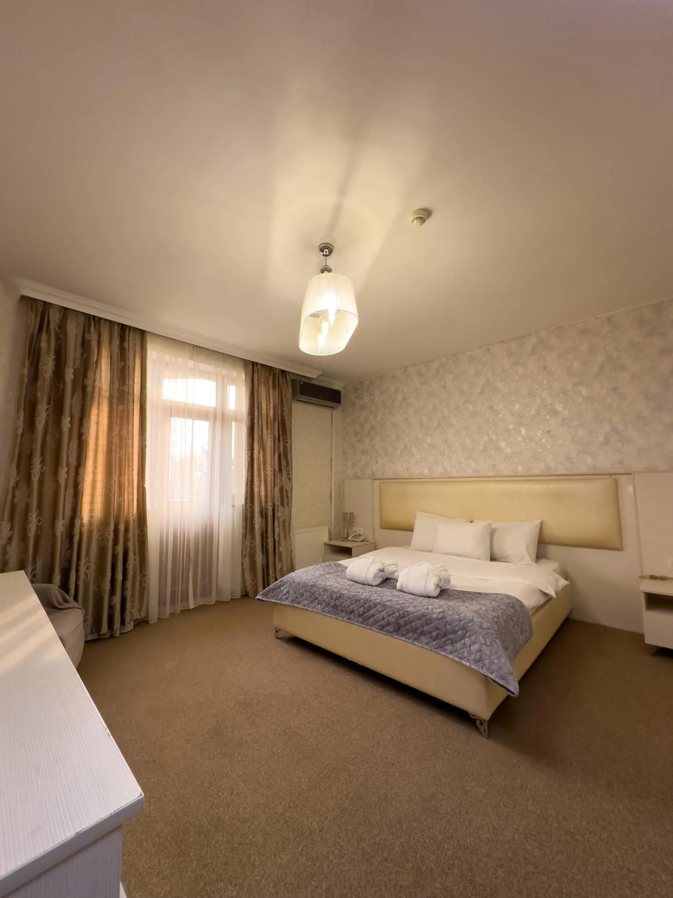 Bed in Gabala Yeddi Gozel Hotel