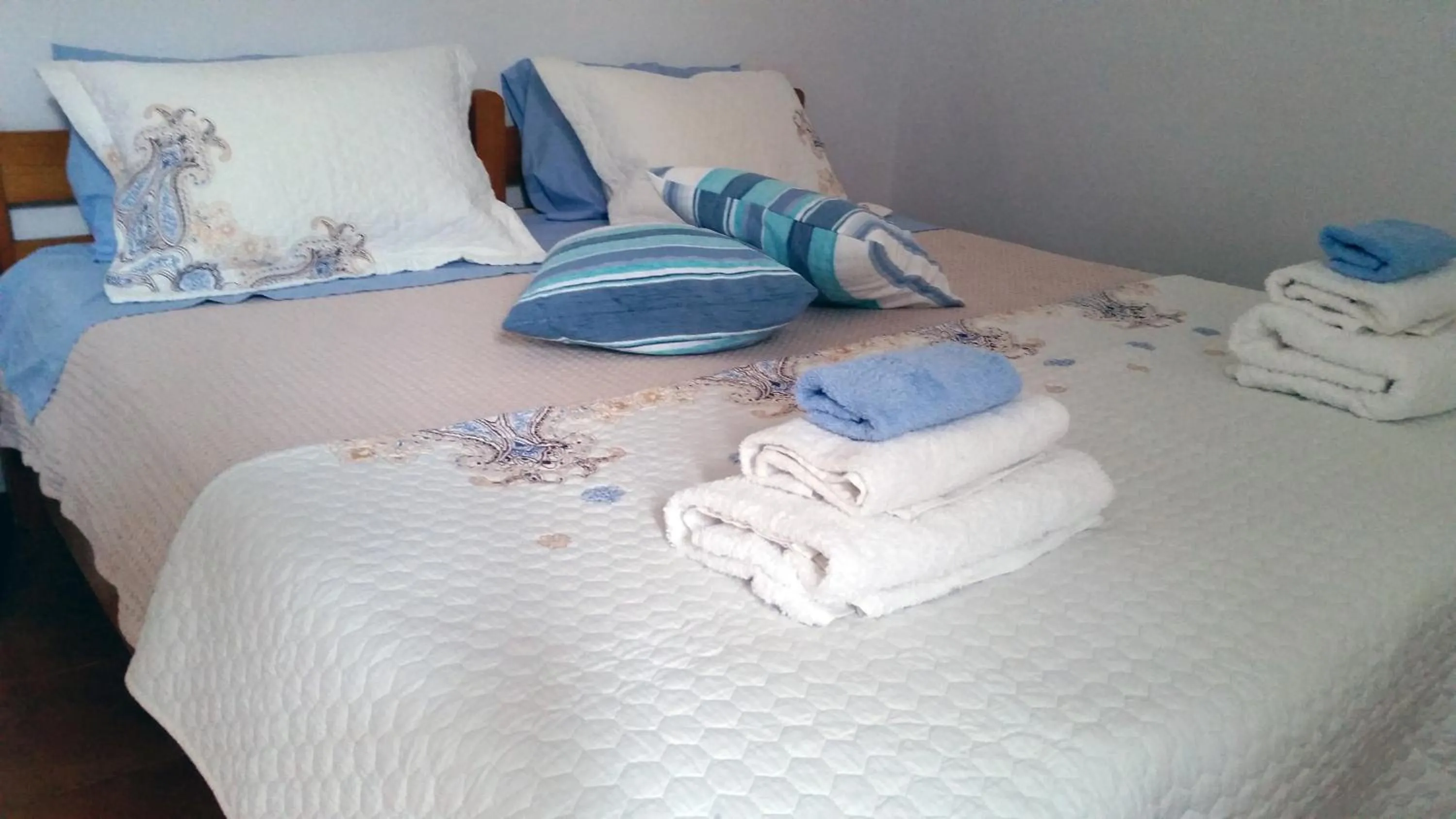 Bed in Medieval Rose Guest House